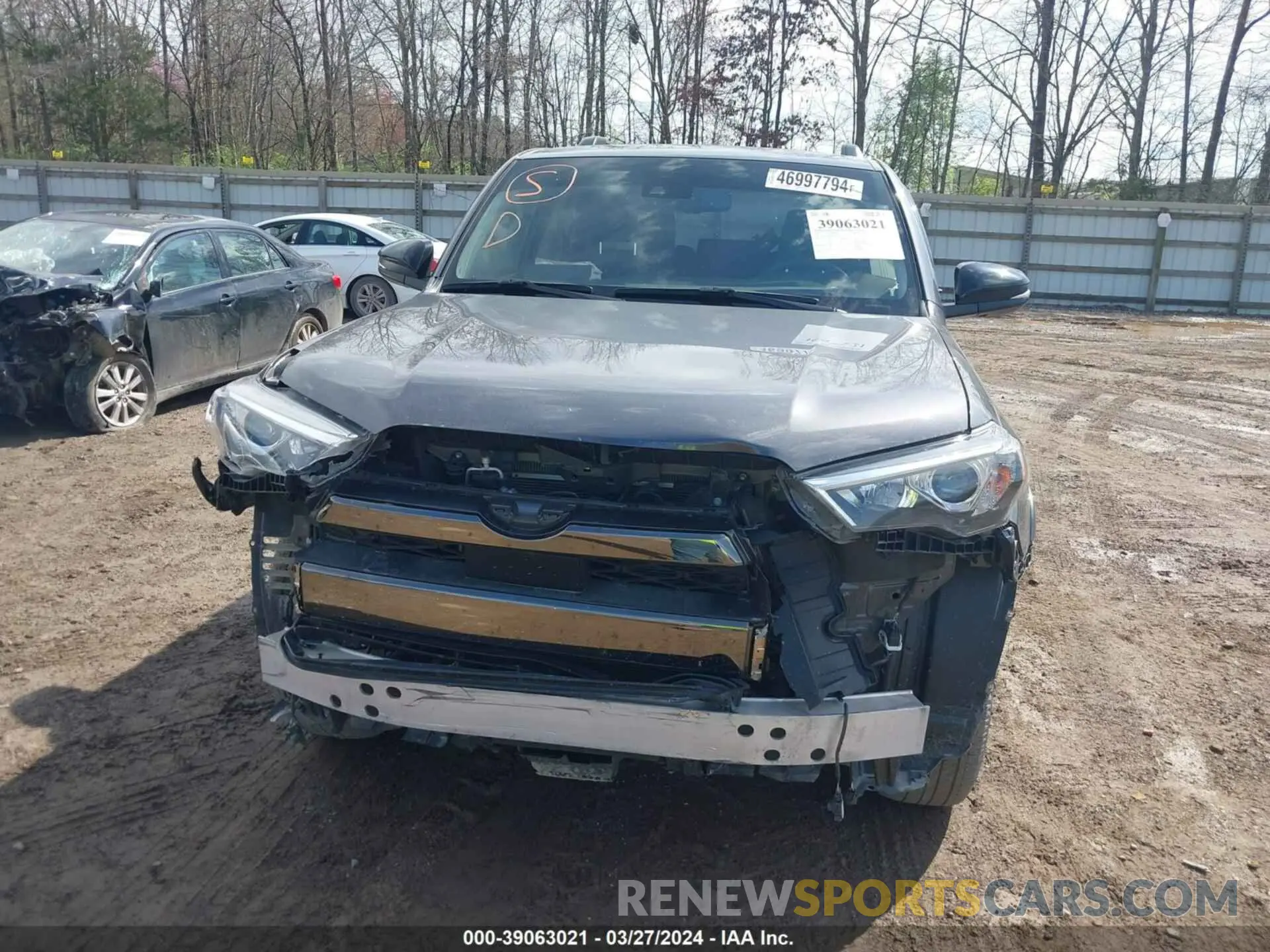 12 fotografías del automóvil dañado JTEJU5JR2M5949640 TOYOTA 4RUNNER 2021