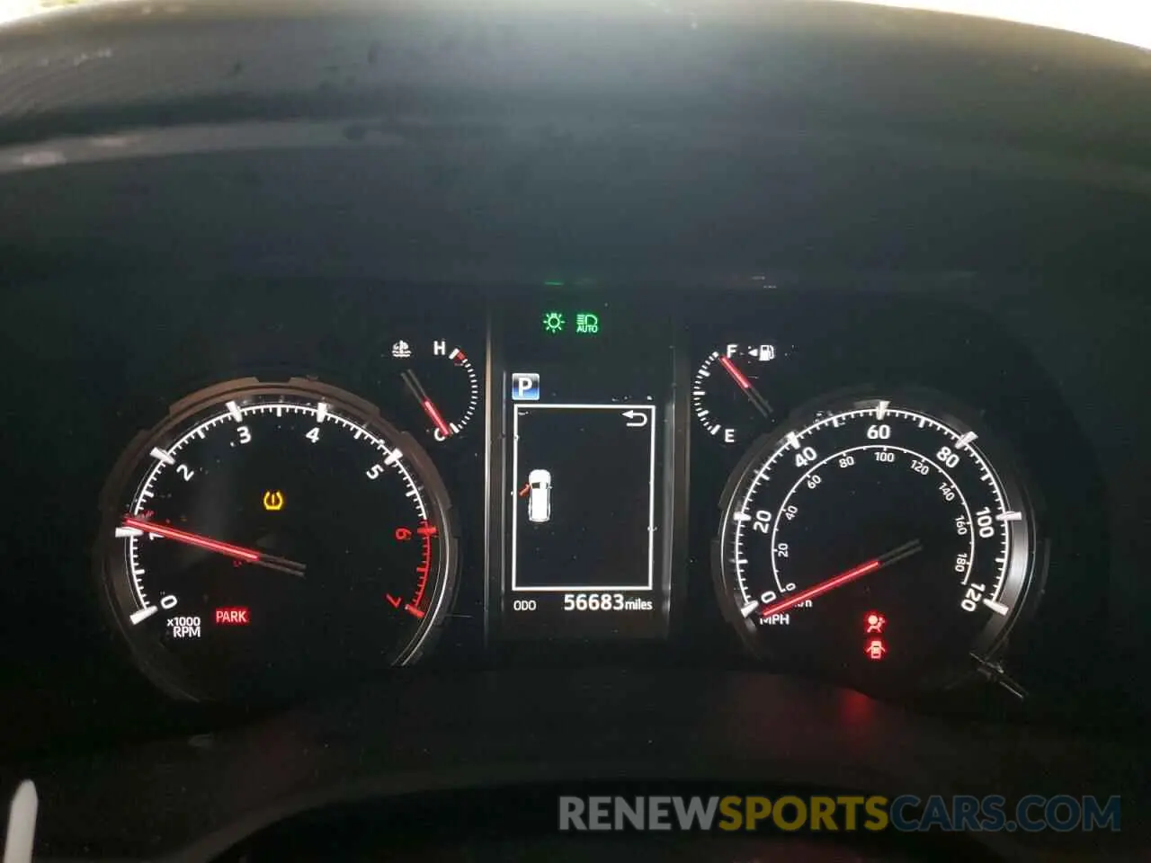 9 fotografías del automóvil dañado JTEKU5JR0M5896733 TOYOTA 4RUNNER 2021