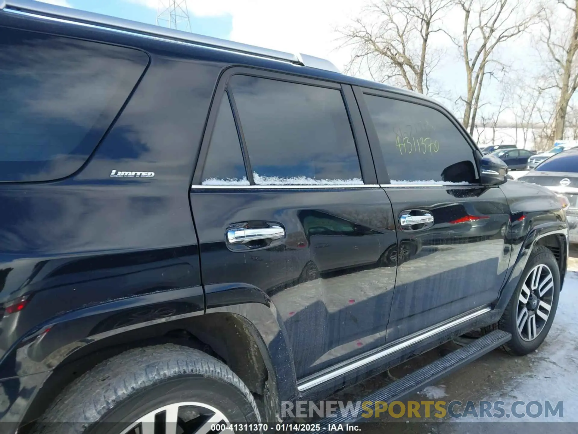 13 fotografías del automóvil dañado JTEKU5JR2M5862180 TOYOTA 4RUNNER 2021