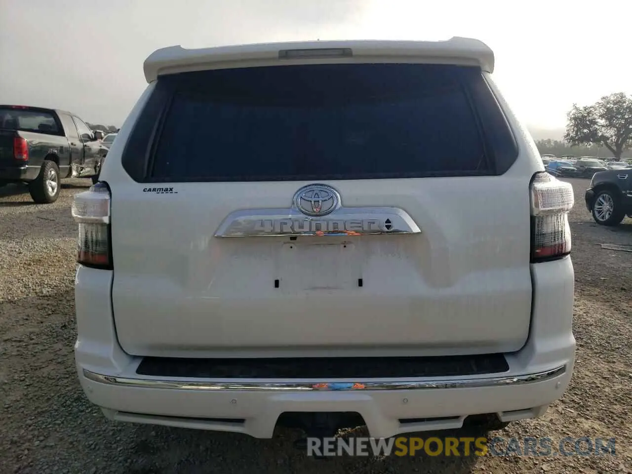 6 fotografías del automóvil dañado JTEKU5JR3M5897178 TOYOTA 4RUNNER 2021