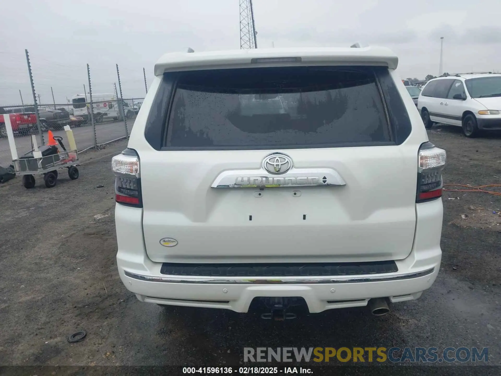 16 fotografías del automóvil dañado JTEKU5JR4M5892698 TOYOTA 4RUNNER 2021