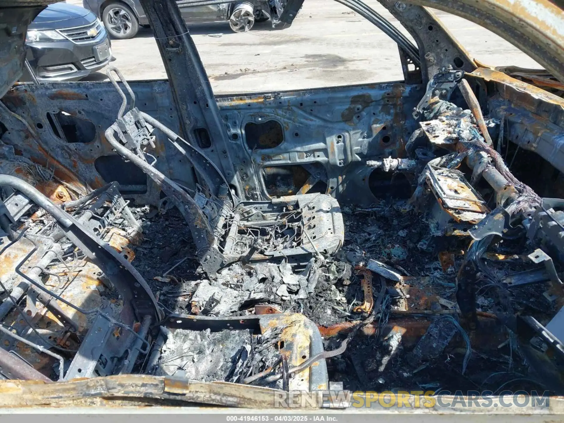 5 fotografías del automóvil dañado JTEKU5JR5M5946672 TOYOTA 4RUNNER 2021