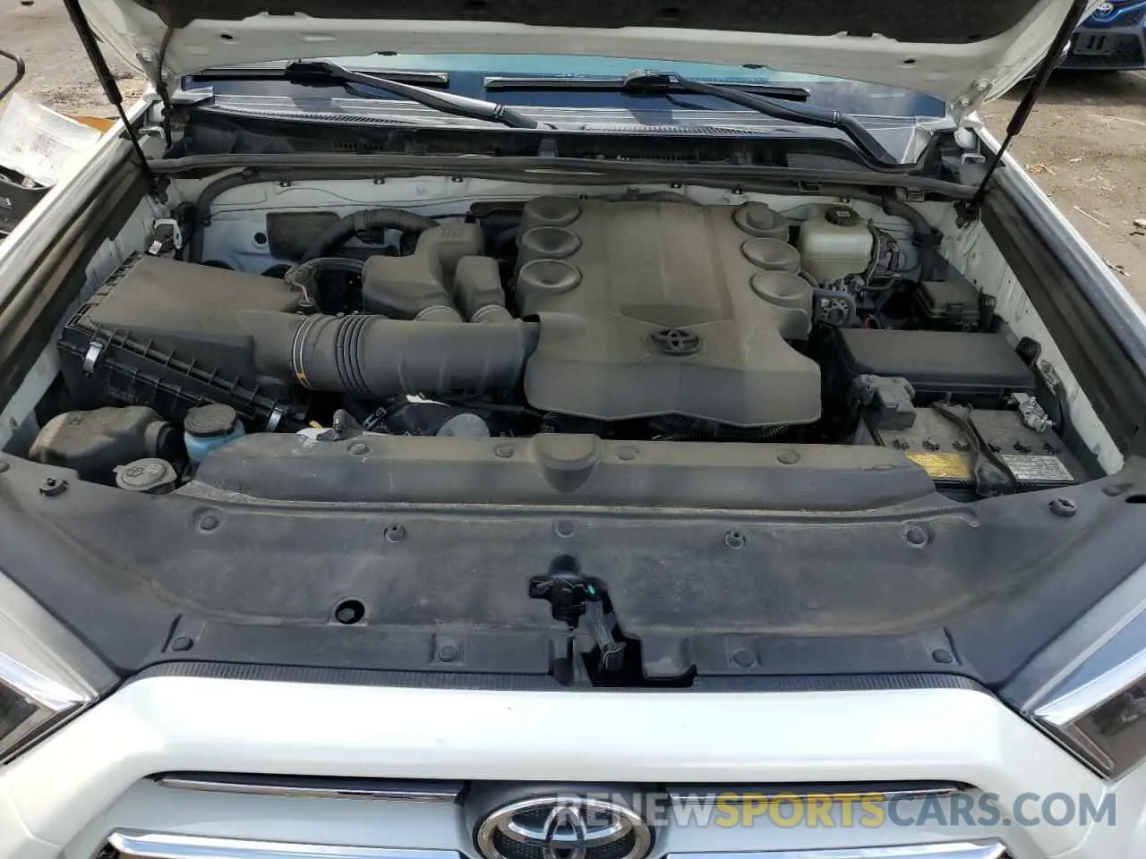 12 fotografías del automóvil dañado JTEKU5JR6M5879712 TOYOTA 4RUNNER 2021
