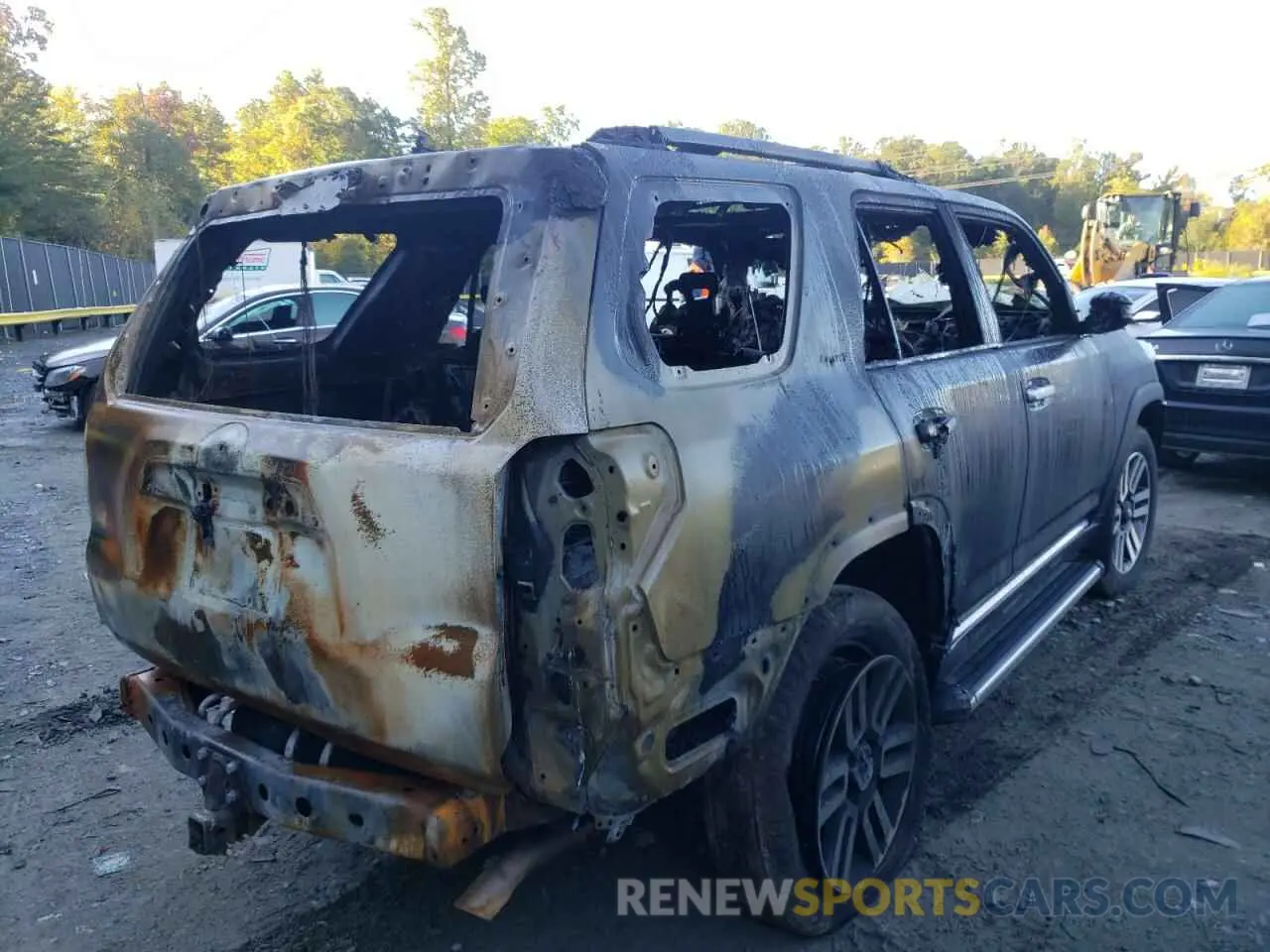 4 fotografías del automóvil dañado JTEKU5JR7M5952005 TOYOTA 4RUNNER 2021