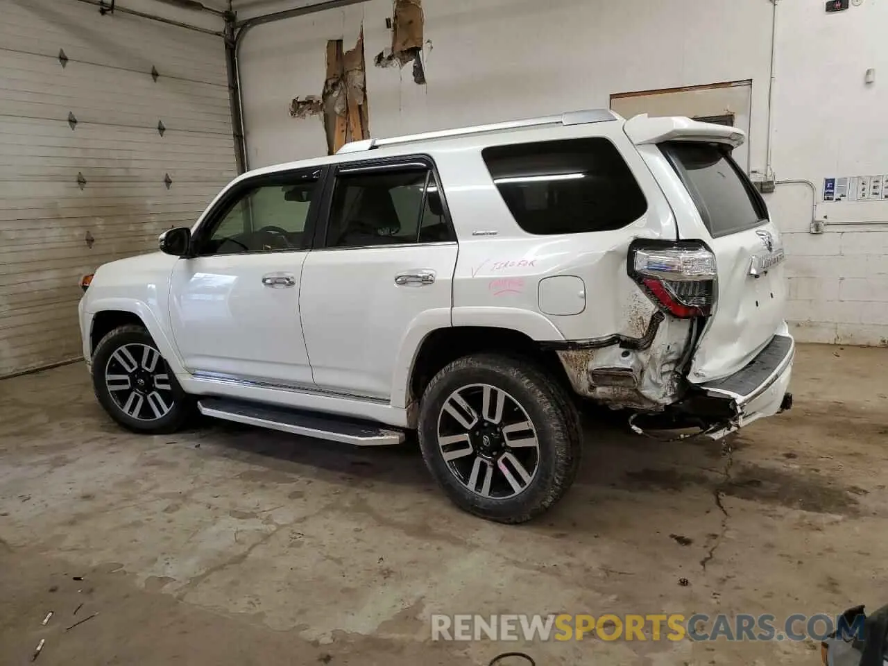 2 fotografías del automóvil dañado JTEKU5JR8M5888427 TOYOTA 4RUNNER 2021
