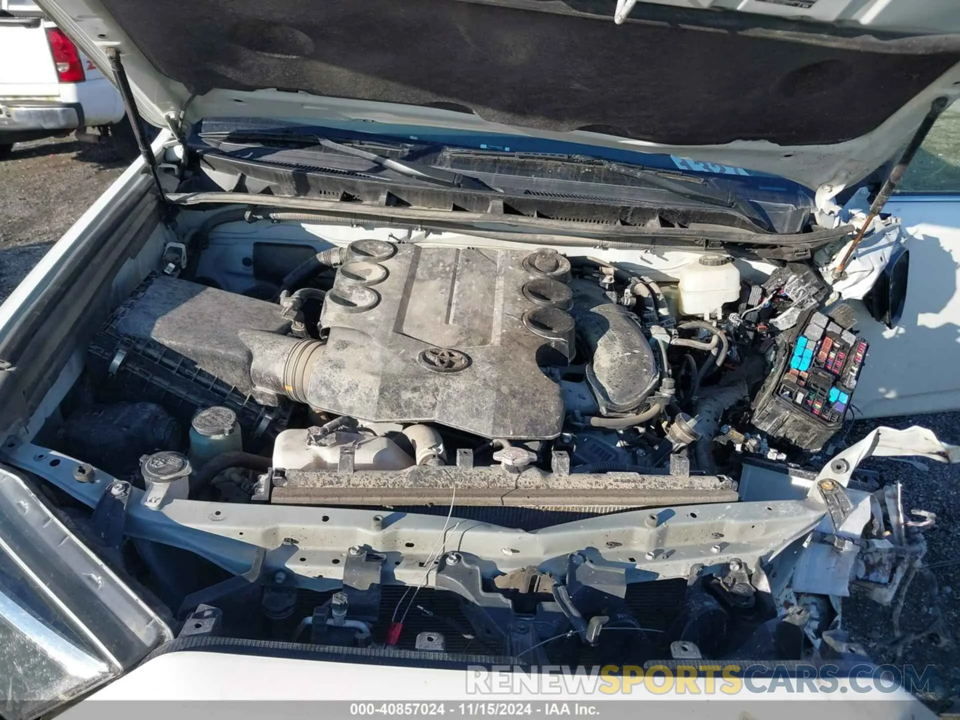 10 fotografías del automóvil dañado JTEKU5JR9M5881745 TOYOTA 4RUNNER 2021