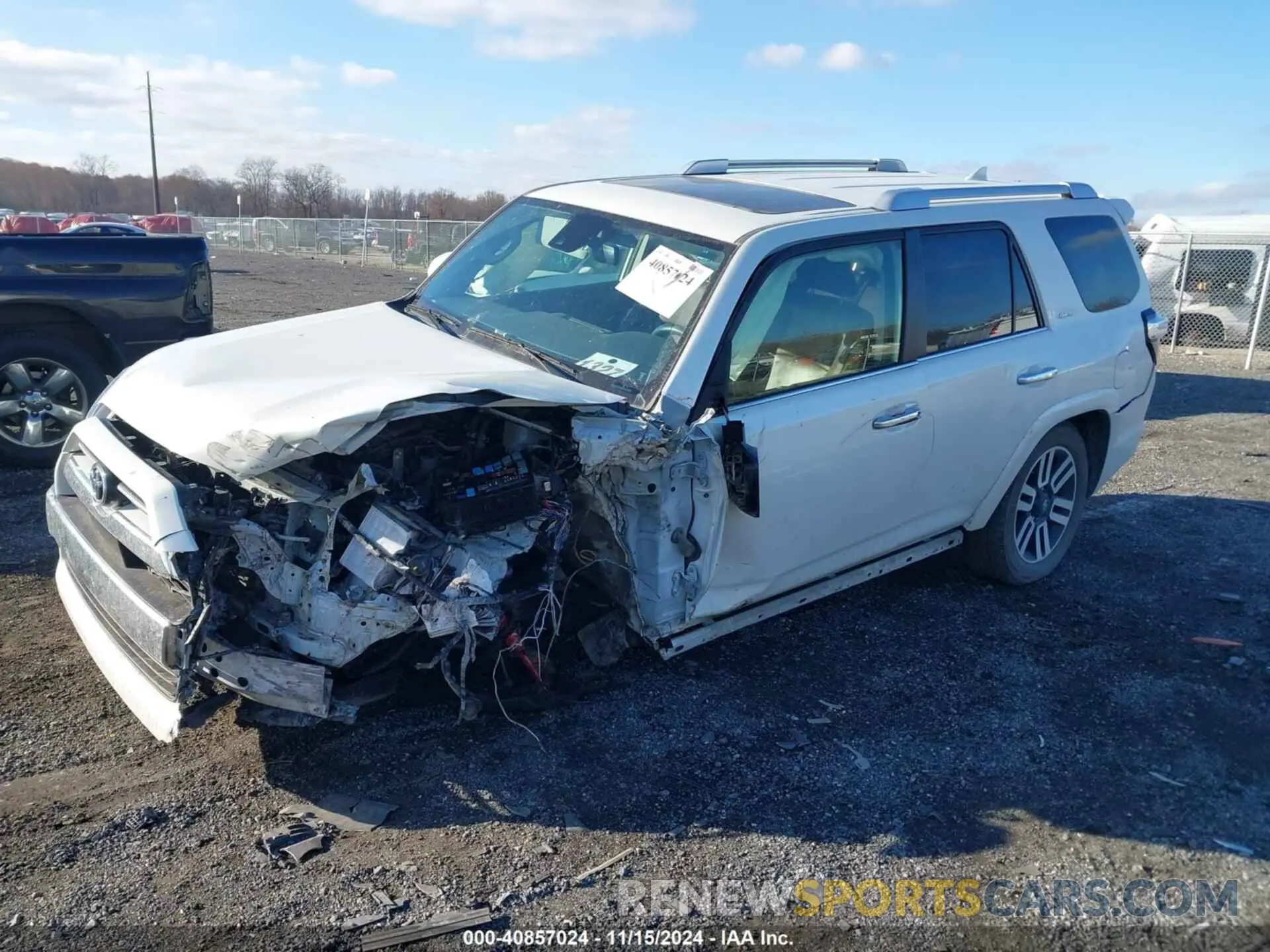 2 fotografías del automóvil dañado JTEKU5JR9M5881745 TOYOTA 4RUNNER 2021
