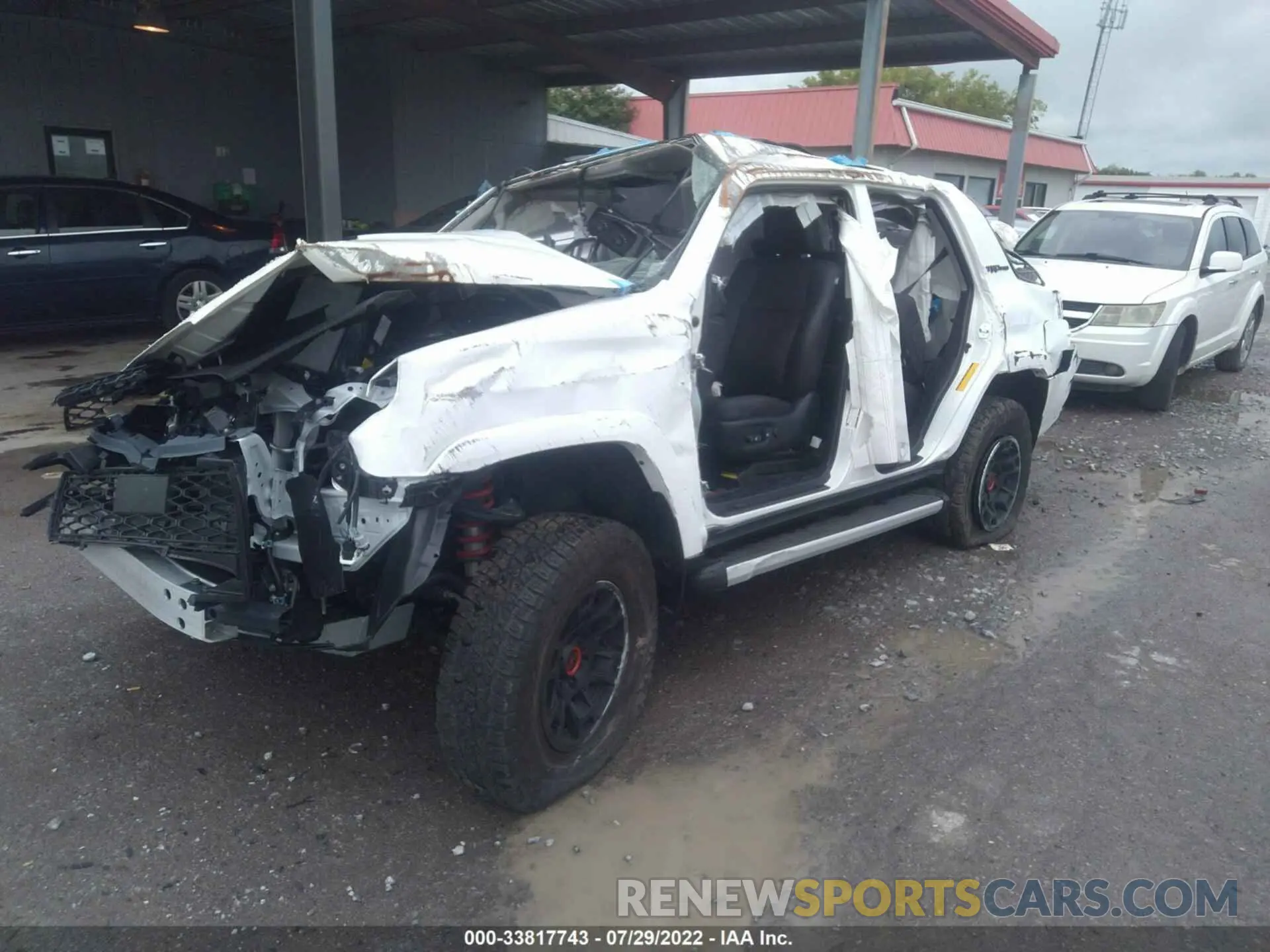 2 fotografías del automóvil dañado JTELU5JR7M5949013 TOYOTA 4RUNNER 2021