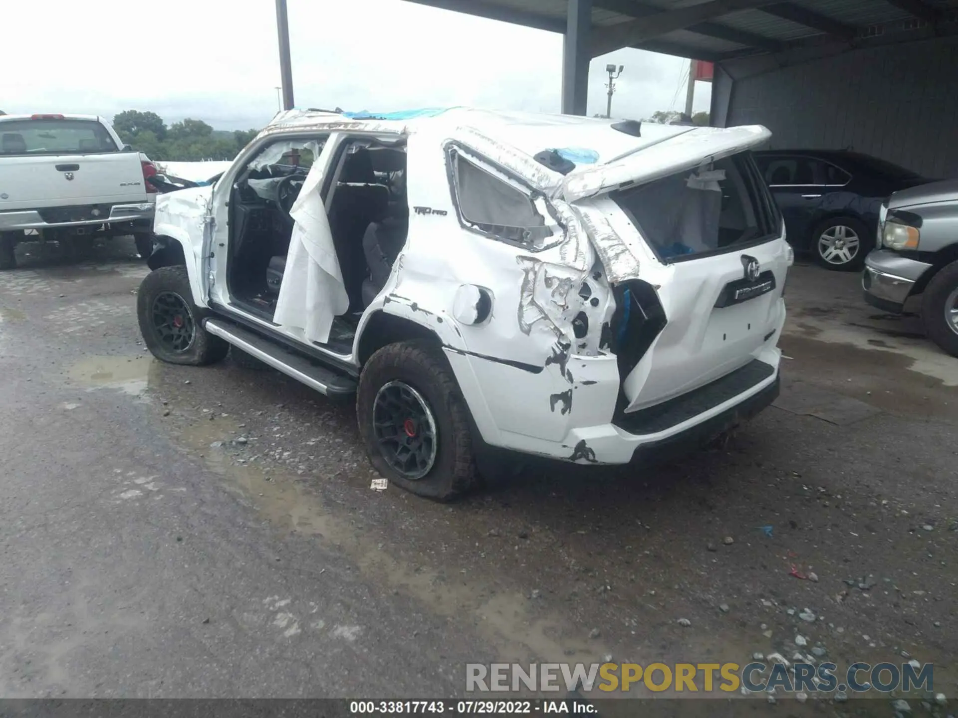 3 fotografías del automóvil dañado JTELU5JR7M5949013 TOYOTA 4RUNNER 2021