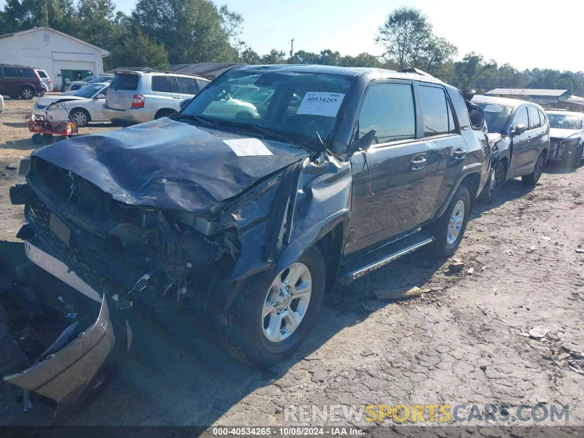 2 fotografías del automóvil dañado JTEMU5JR0M5874062 TOYOTA 4RUNNER 2021