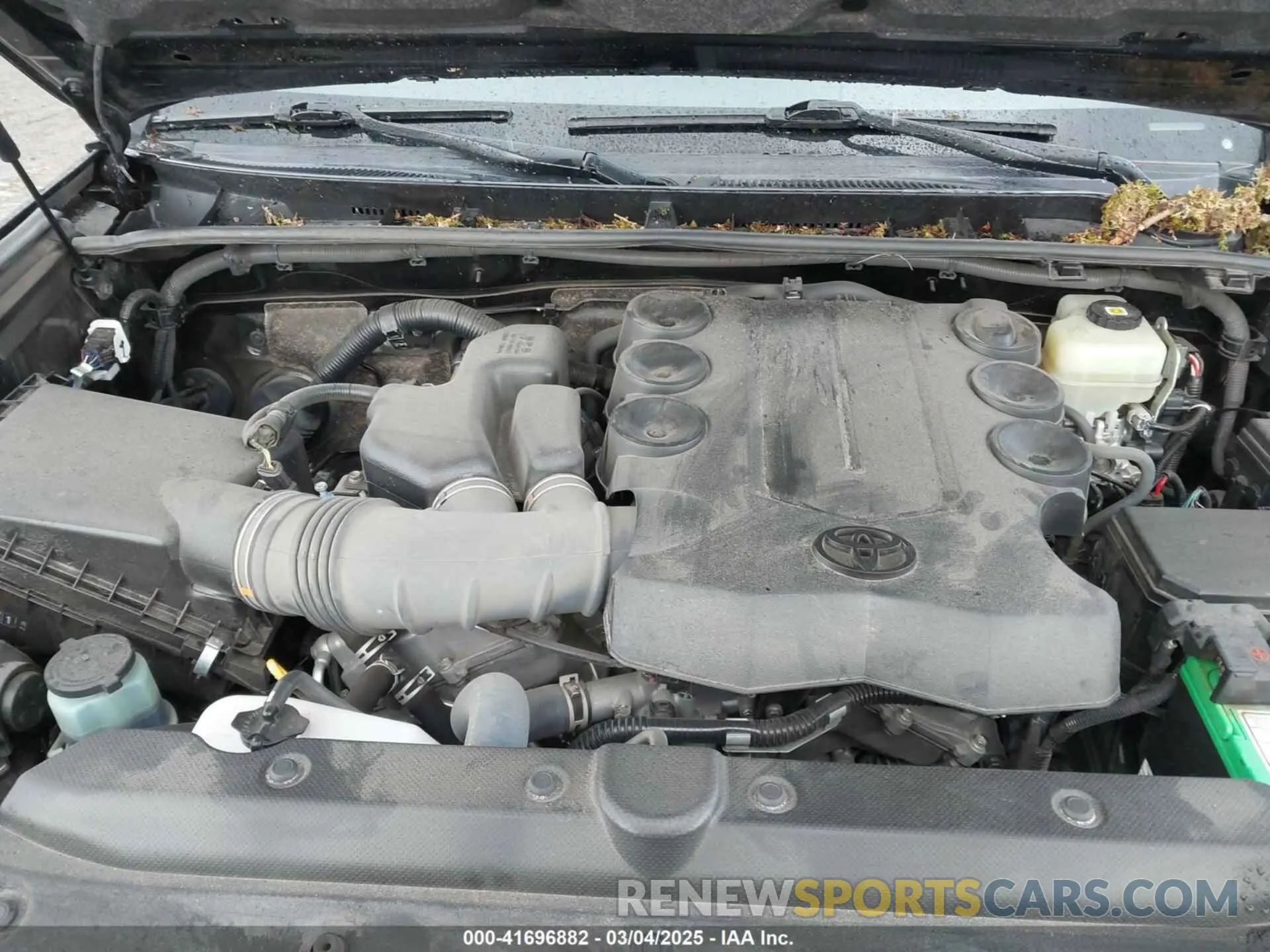 10 fotografías del automóvil dañado JTEMU5JR0M5907013 TOYOTA 4RUNNER 2021