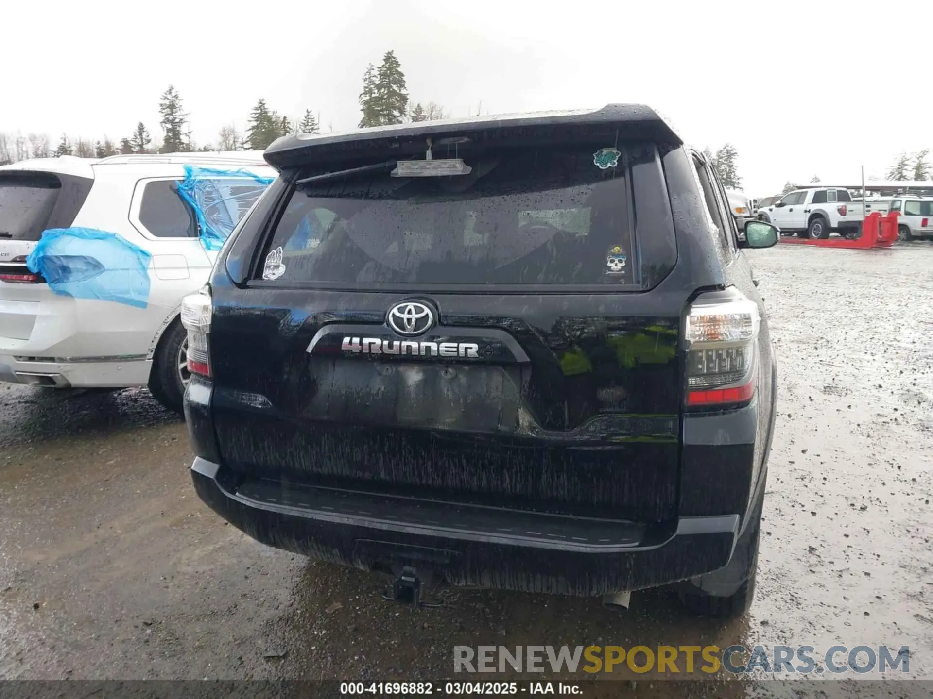 16 fotografías del automóvil dañado JTEMU5JR0M5907013 TOYOTA 4RUNNER 2021