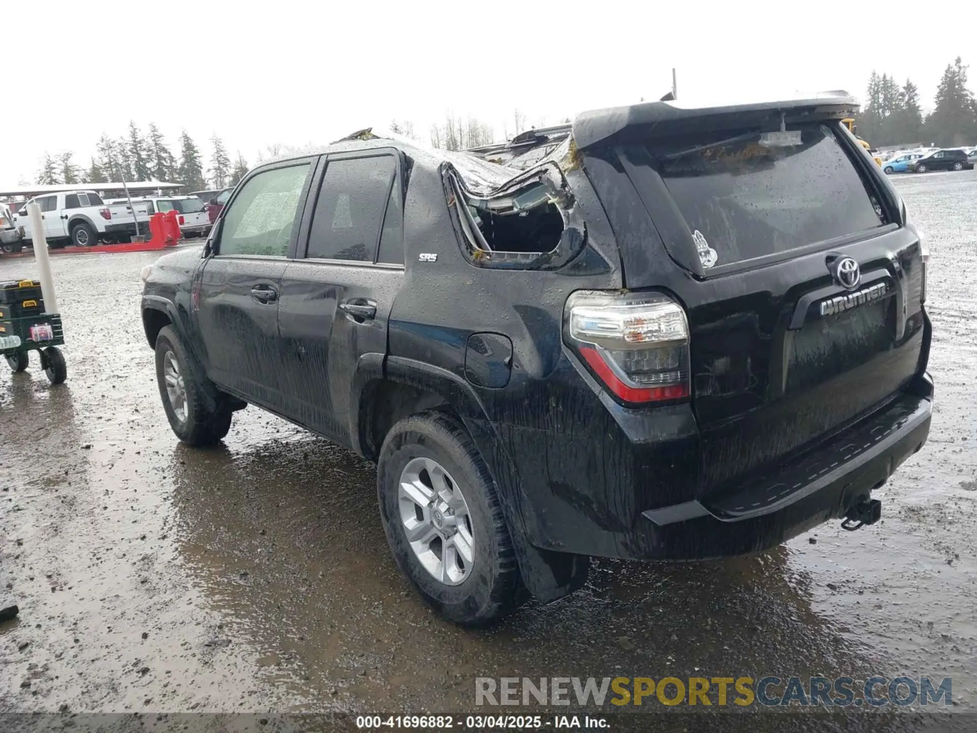 3 fotografías del automóvil dañado JTEMU5JR0M5907013 TOYOTA 4RUNNER 2021