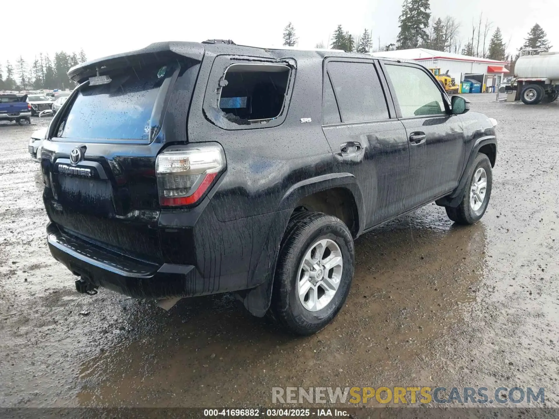 4 fotografías del automóvil dañado JTEMU5JR0M5907013 TOYOTA 4RUNNER 2021