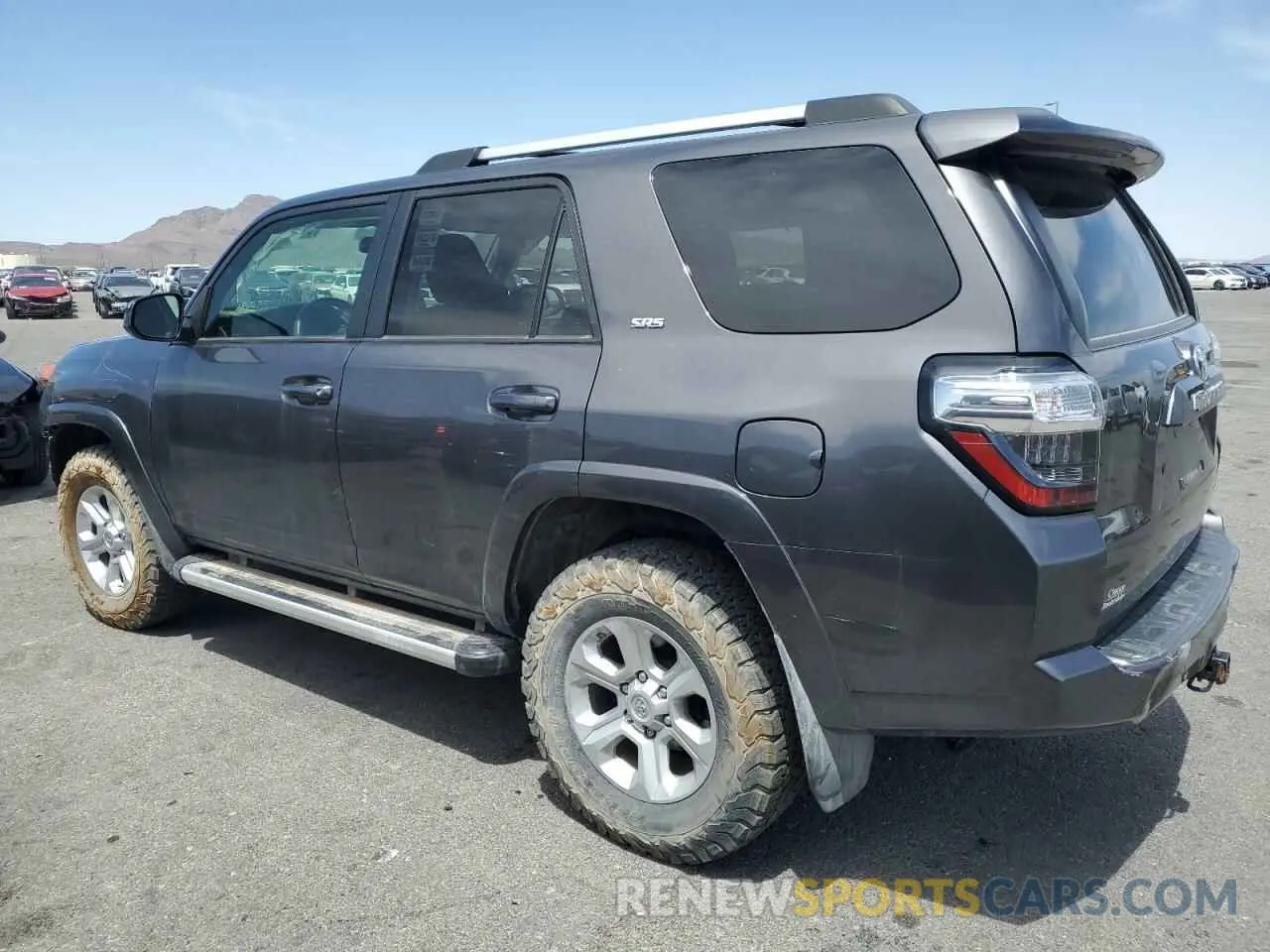 2 fotografías del automóvil dañado JTEMU5JR0M5962609 TOYOTA 4RUNNER 2021