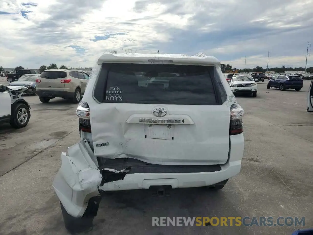 6 fotografías del automóvil dañado JTEMU5JR2M5966631 TOYOTA 4RUNNER 2021