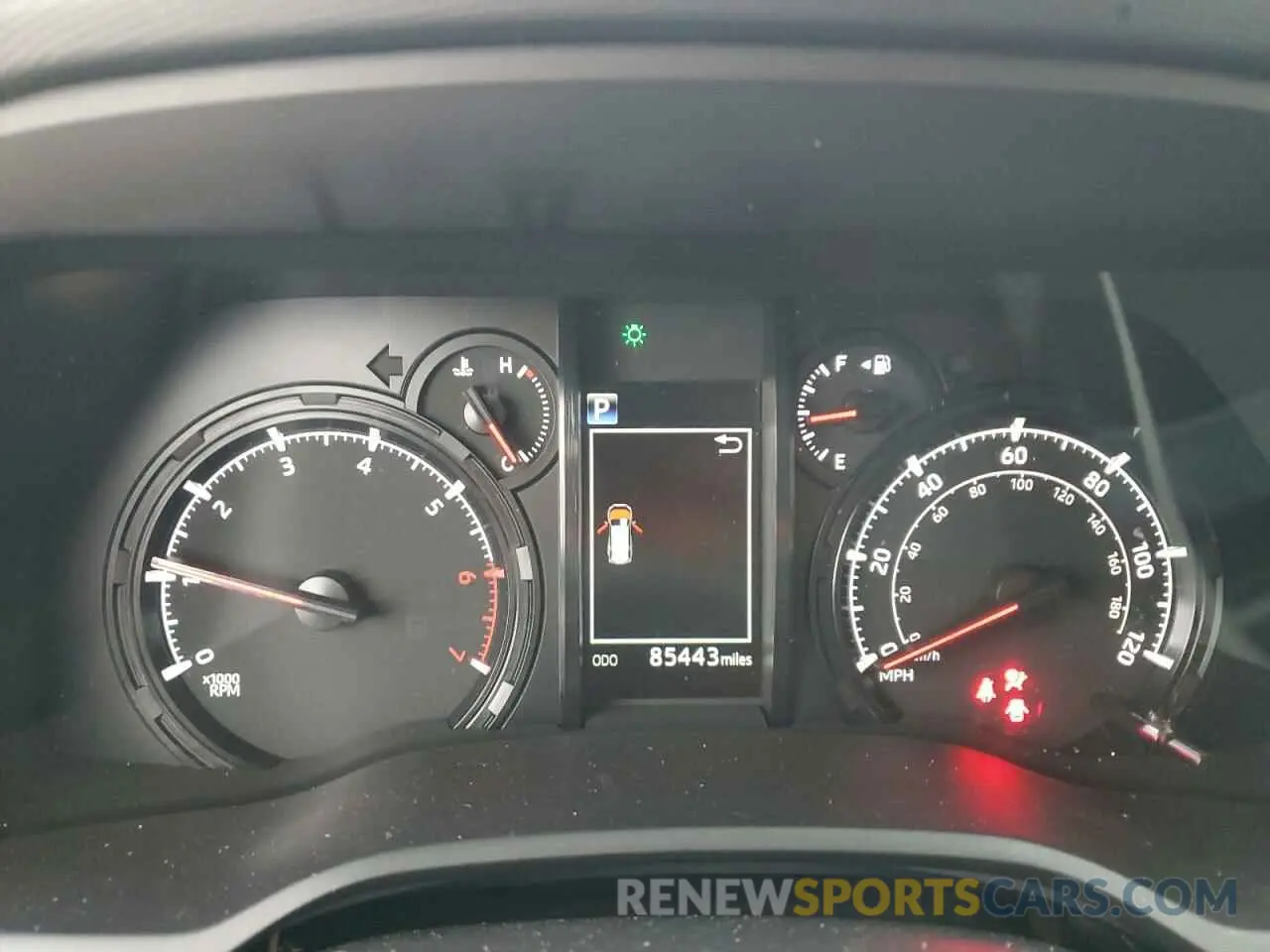 9 fotografías del automóvil dañado JTEMU5JR3M5840827 TOYOTA 4RUNNER 2021