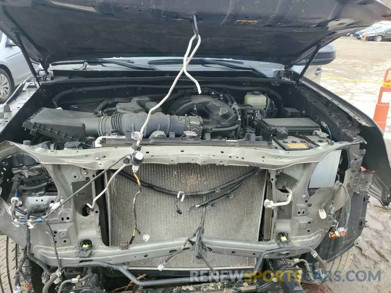 11 fotografías del automóvil dañado JTEMU5JR3M5903408 TOYOTA 4RUNNER 2021