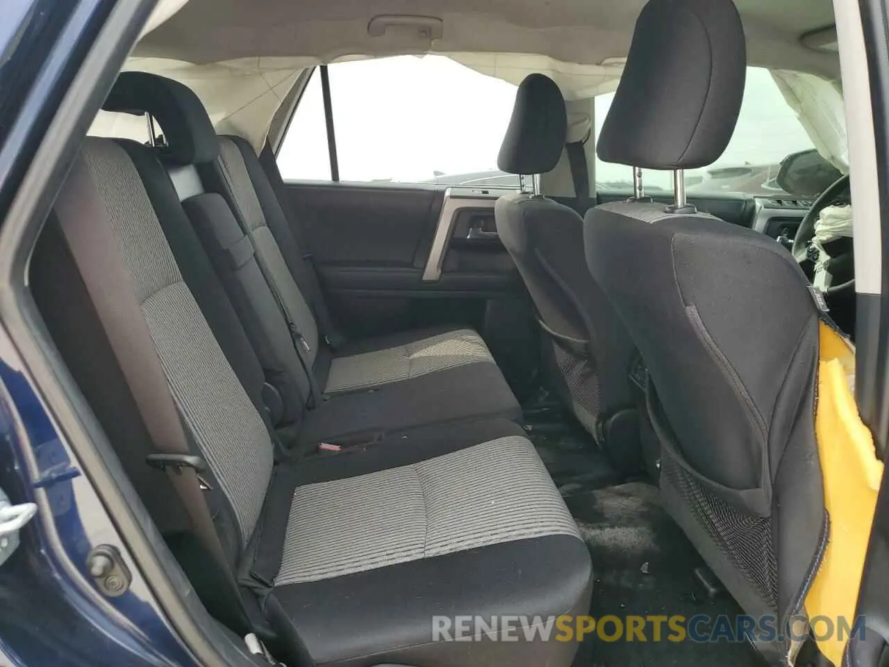 11 fotografías del automóvil dañado JTEMU5JR4M5917821 TOYOTA 4RUNNER 2021