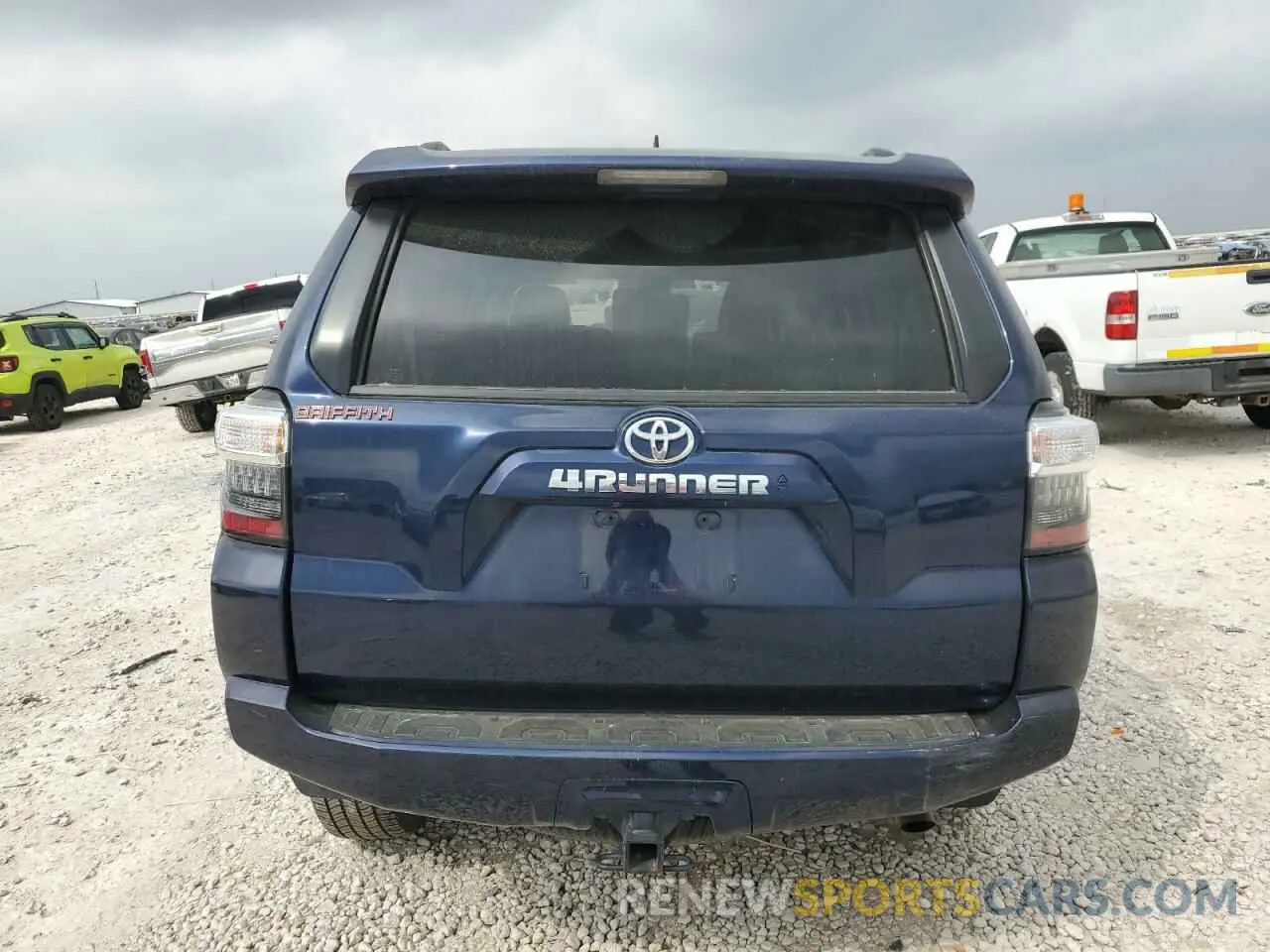 6 fotografías del automóvil dañado JTEMU5JR4M5917821 TOYOTA 4RUNNER 2021