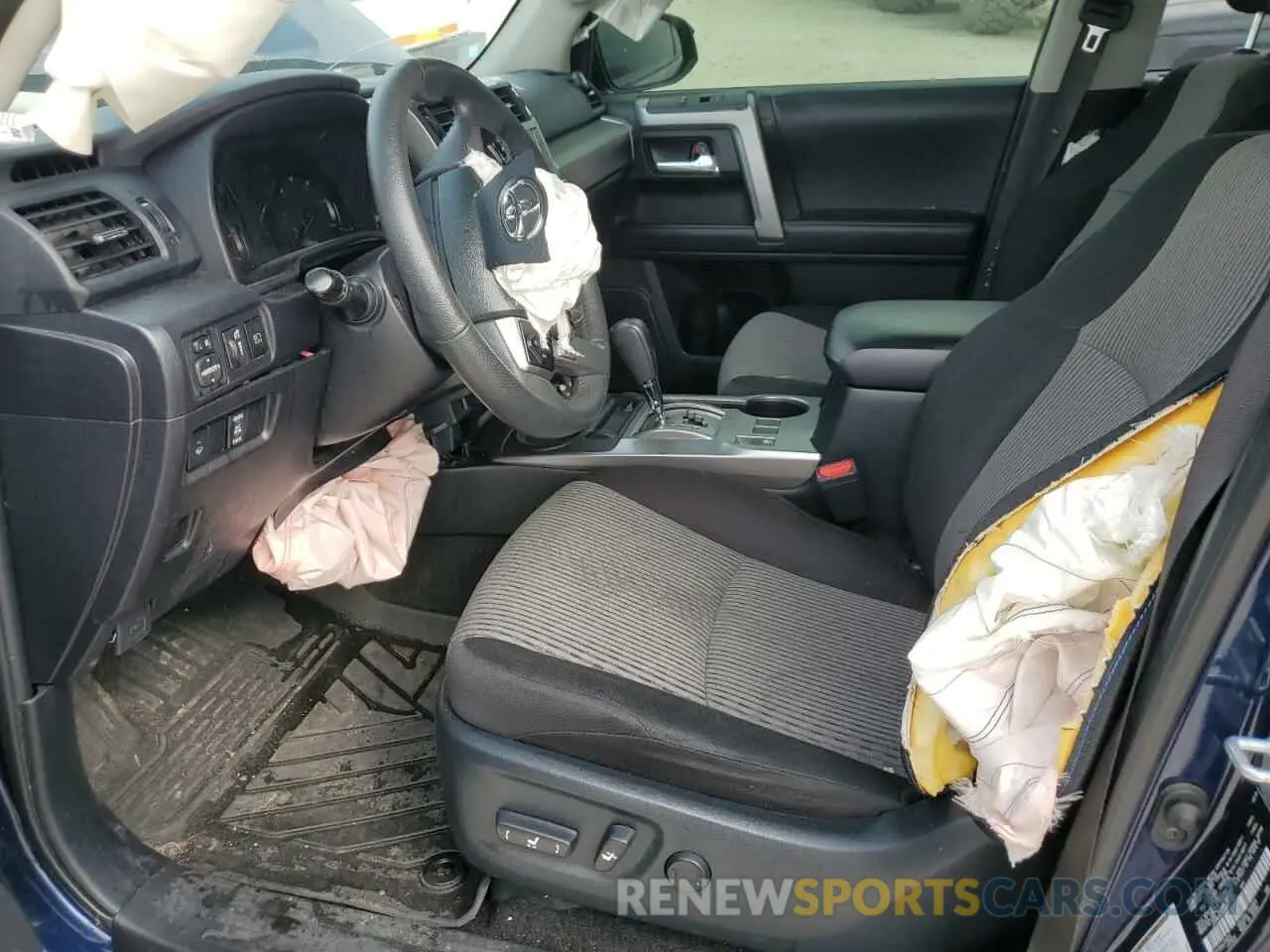 7 fotografías del automóvil dañado JTEMU5JR4M5917821 TOYOTA 4RUNNER 2021