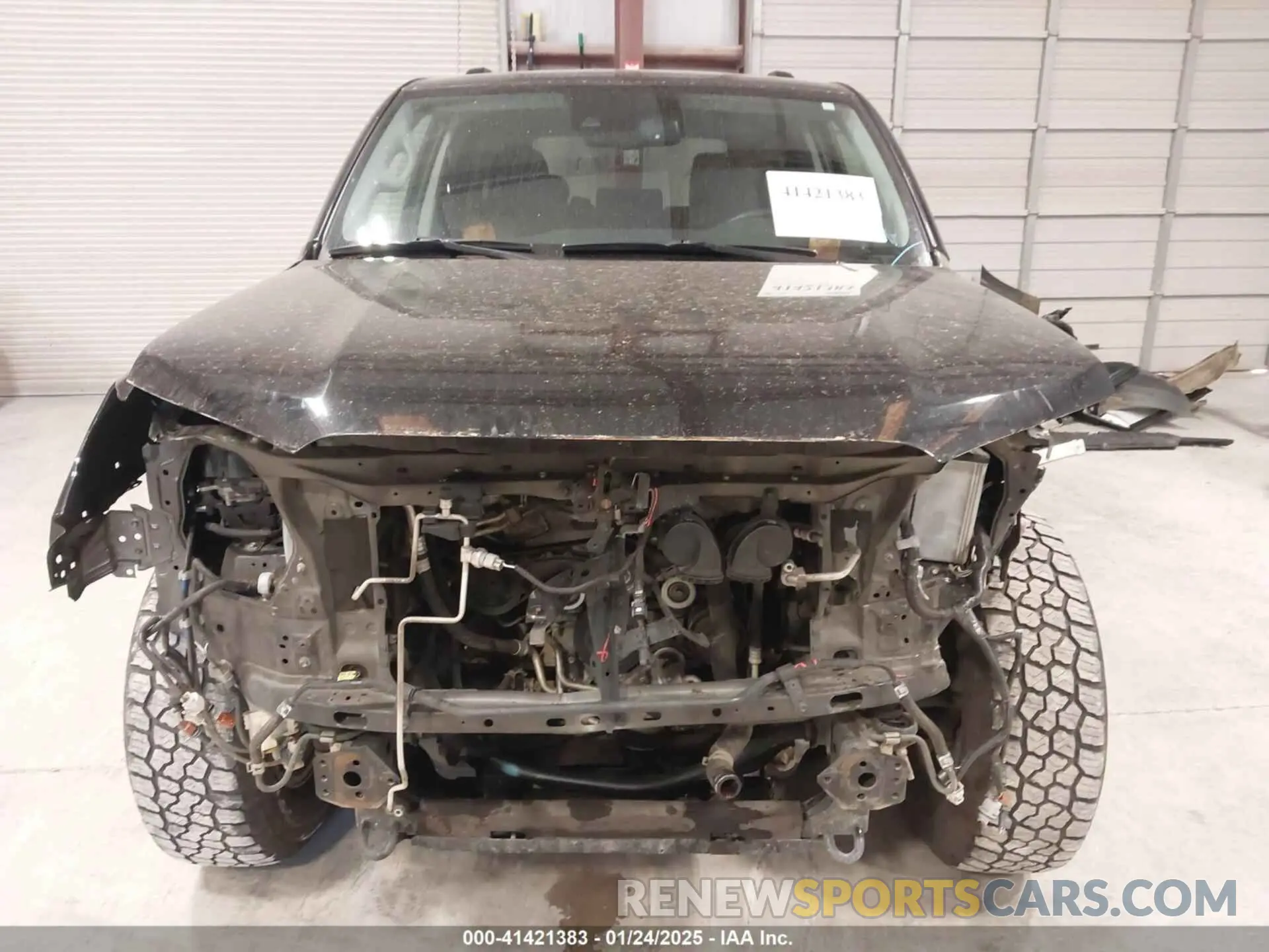 13 fotografías del automóvil dañado JTEMU5JR4M5939432 TOYOTA 4RUNNER 2021