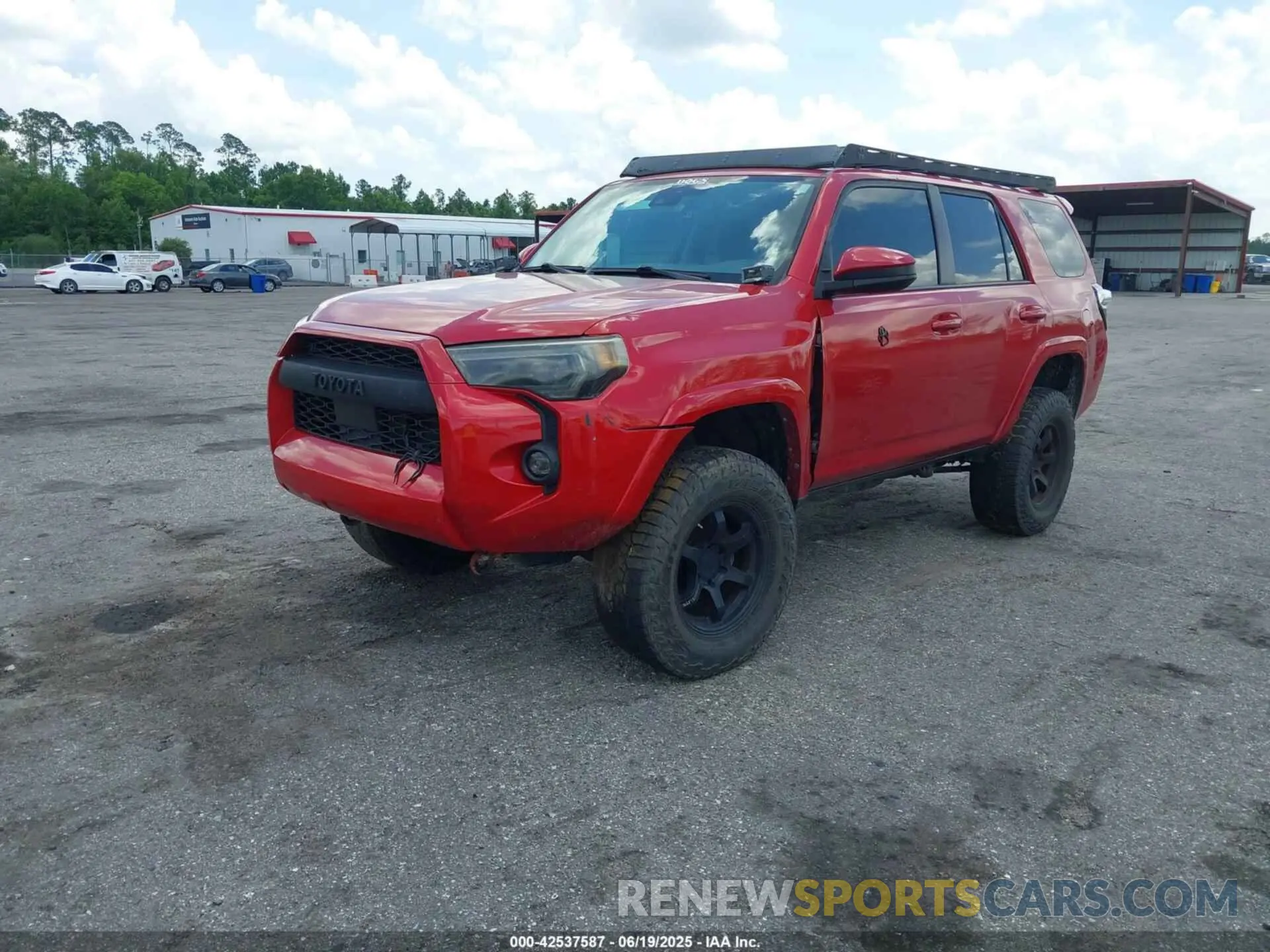 2 fotografías del automóvil dañado JTEMU5JR6M5854320 TOYOTA 4RUNNER 2021