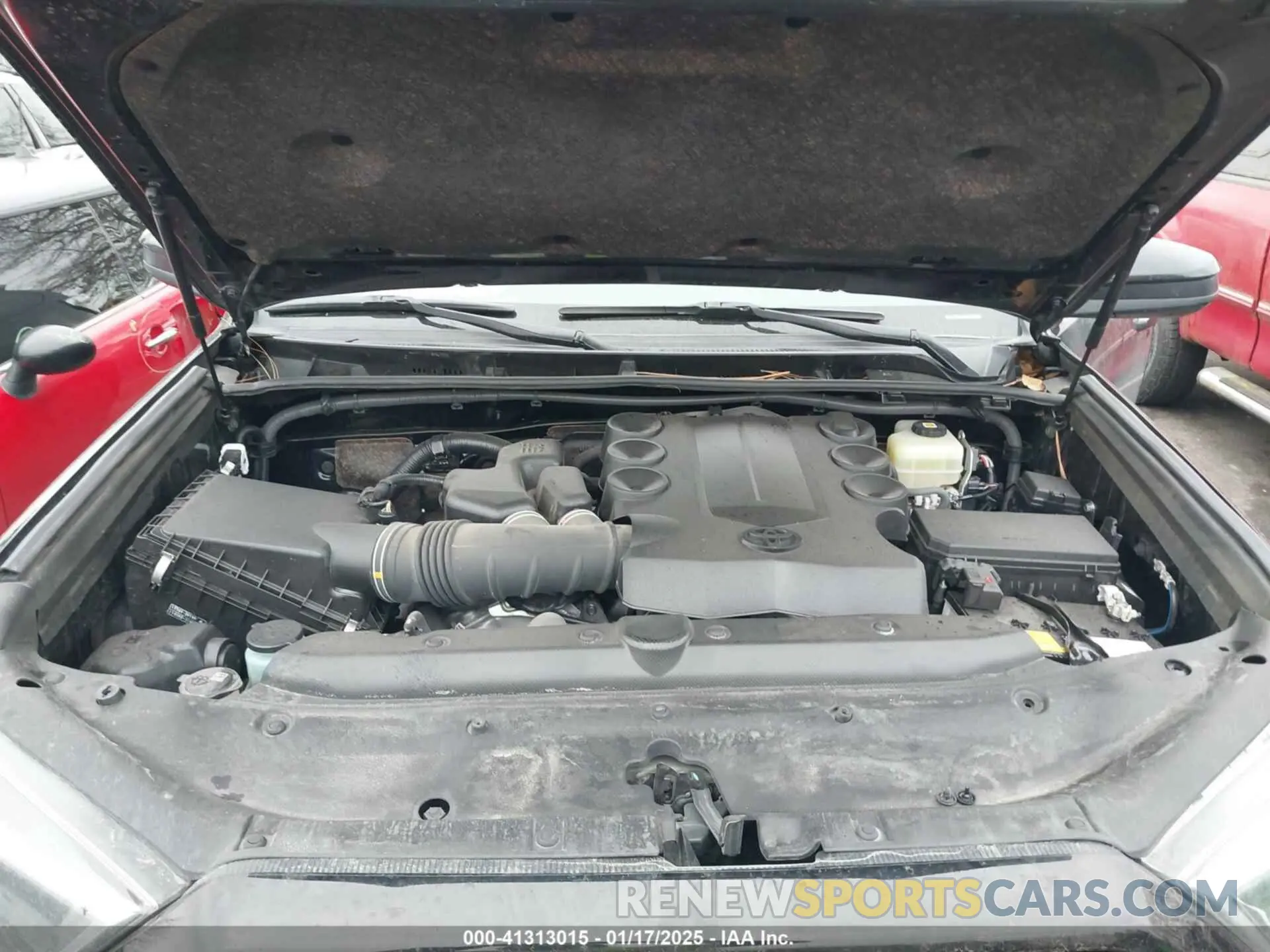10 fotografías del automóvil dañado JTEMU5JR6M5855676 TOYOTA 4RUNNER 2021