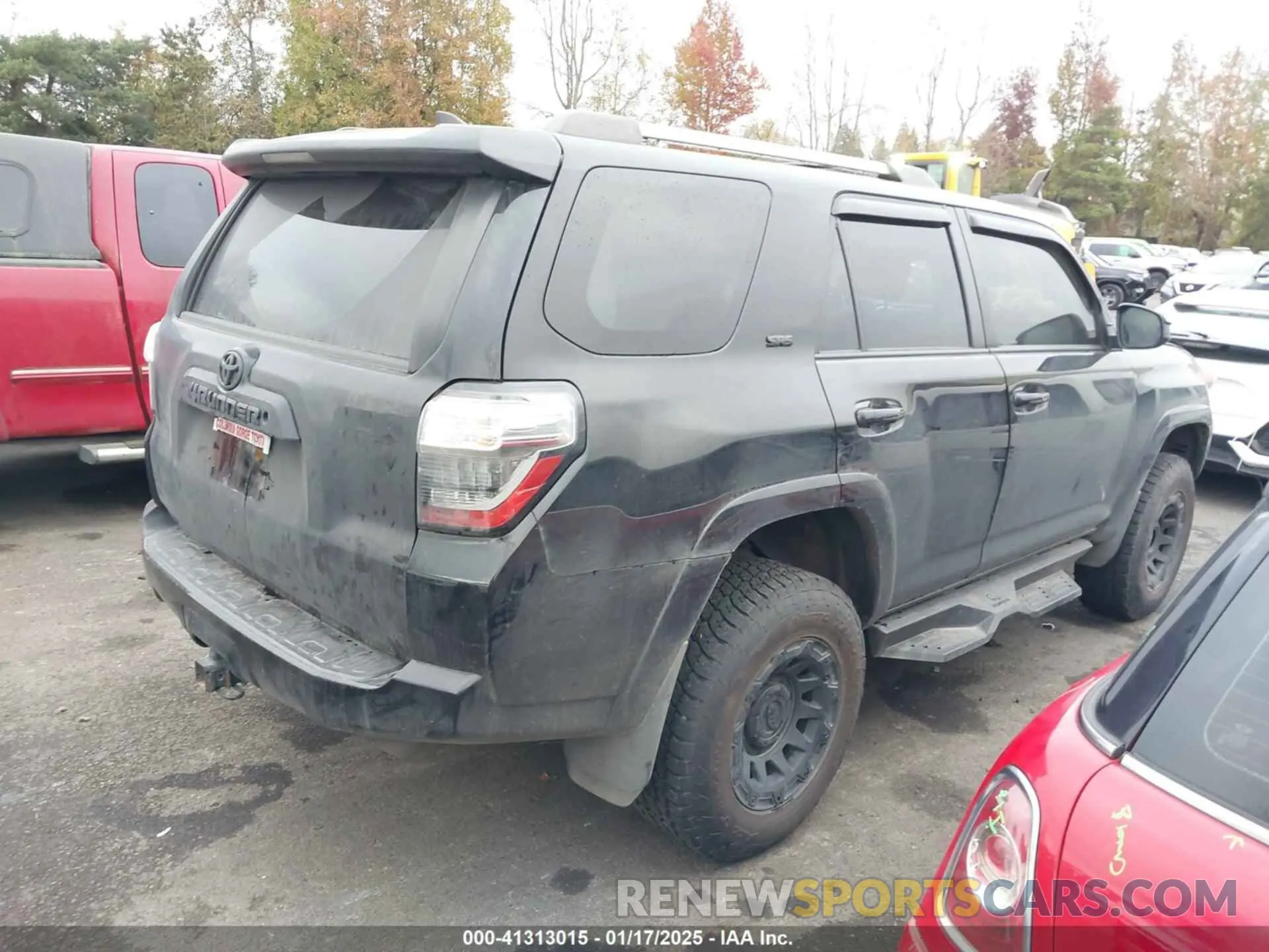4 fotografías del automóvil dañado JTEMU5JR6M5855676 TOYOTA 4RUNNER 2021