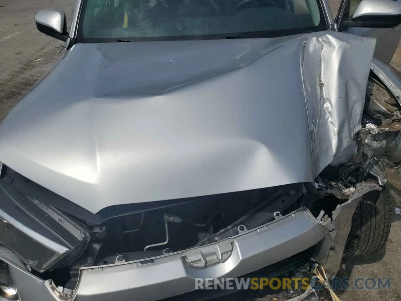 12 fotografías del automóvil dañado JTEMU5JR7M5875385 TOYOTA 4RUNNER 2021