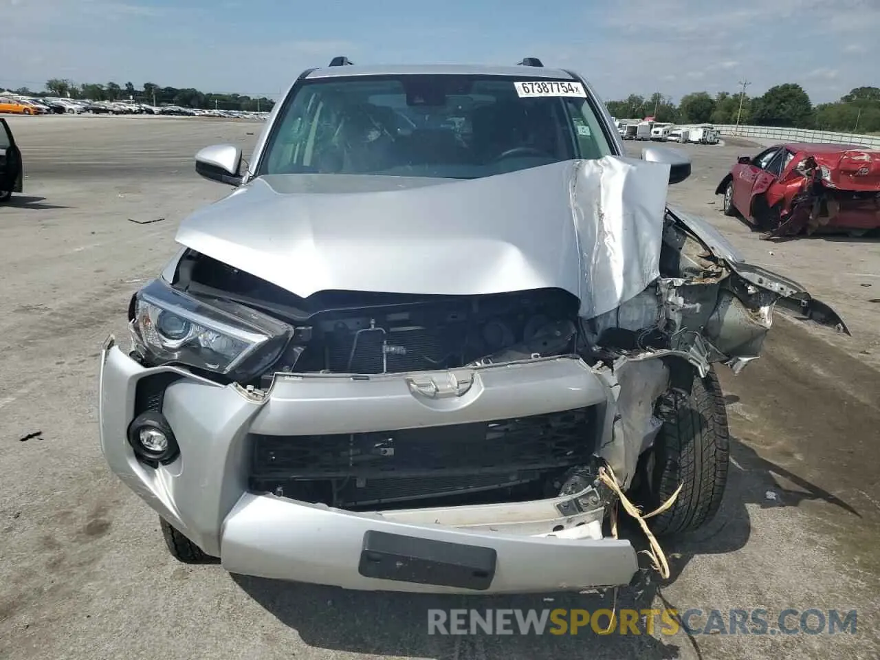 5 fotografías del automóvil dañado JTEMU5JR7M5875385 TOYOTA 4RUNNER 2021