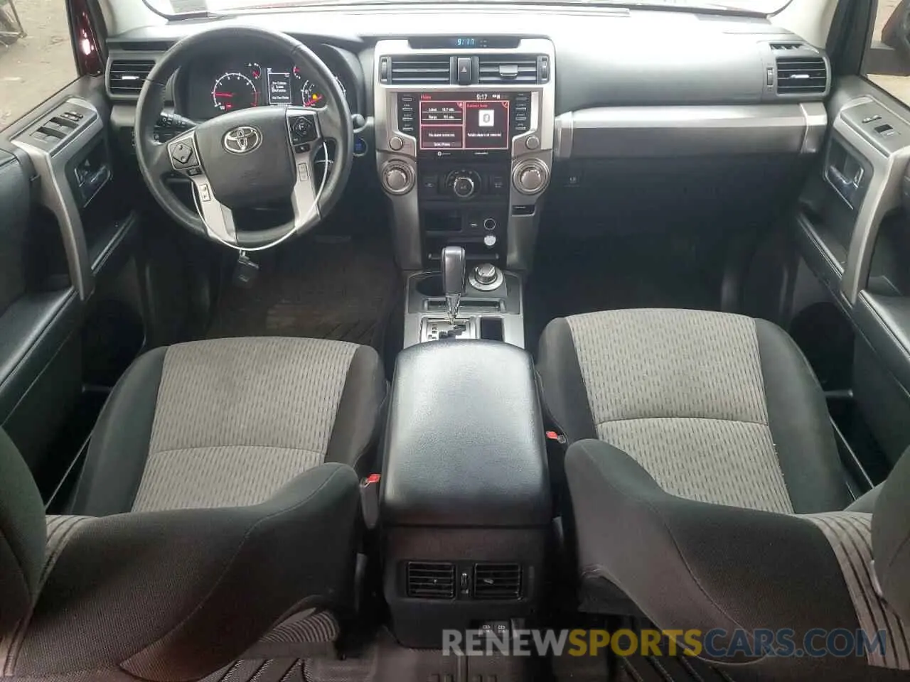 8 fotografías del automóvil dañado JTEMU5JR7M5933513 TOYOTA 4RUNNER 2021