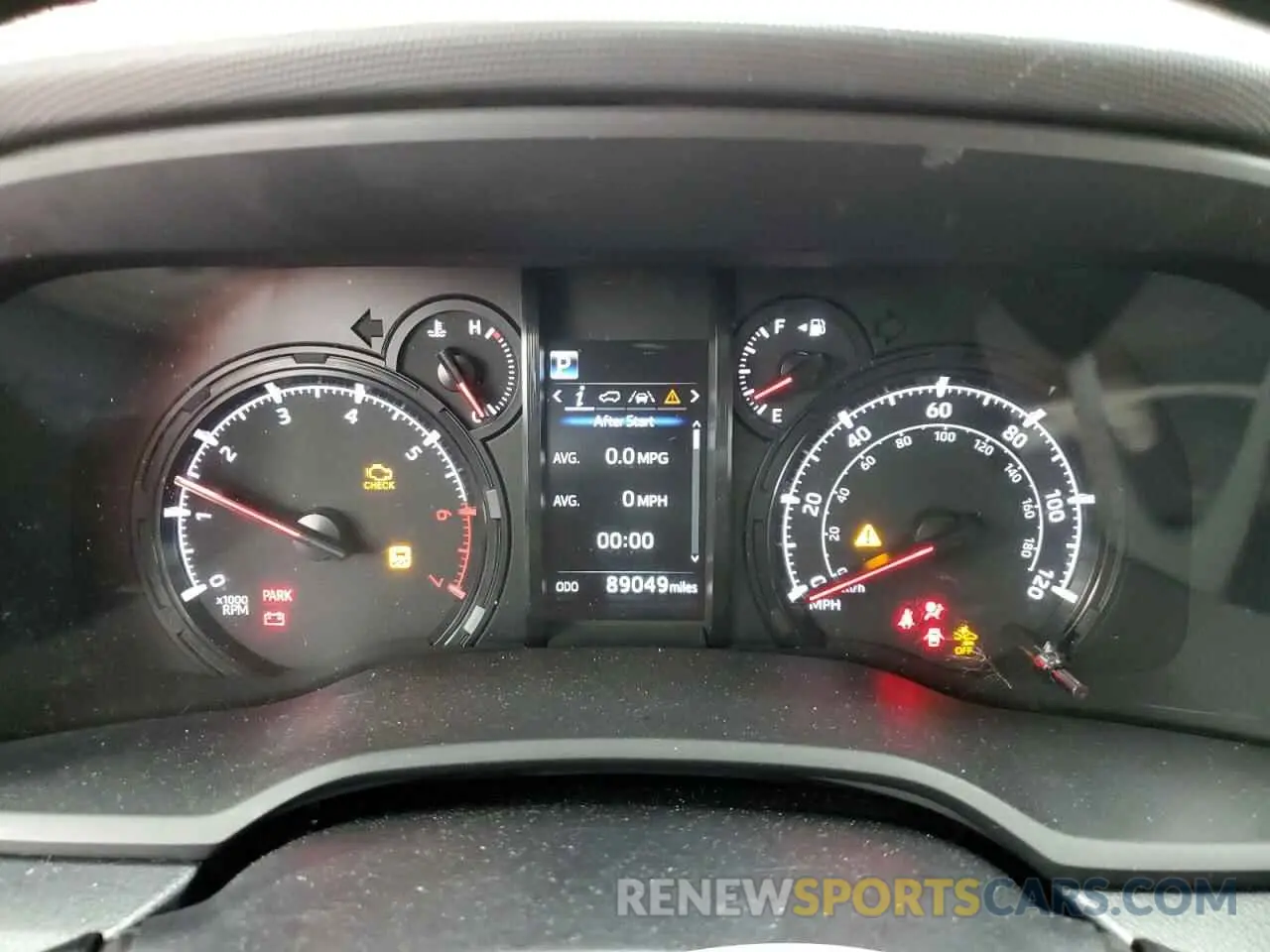 9 fotografías del automóvil dañado JTEMU5JR8M5866355 TOYOTA 4RUNNER 2021