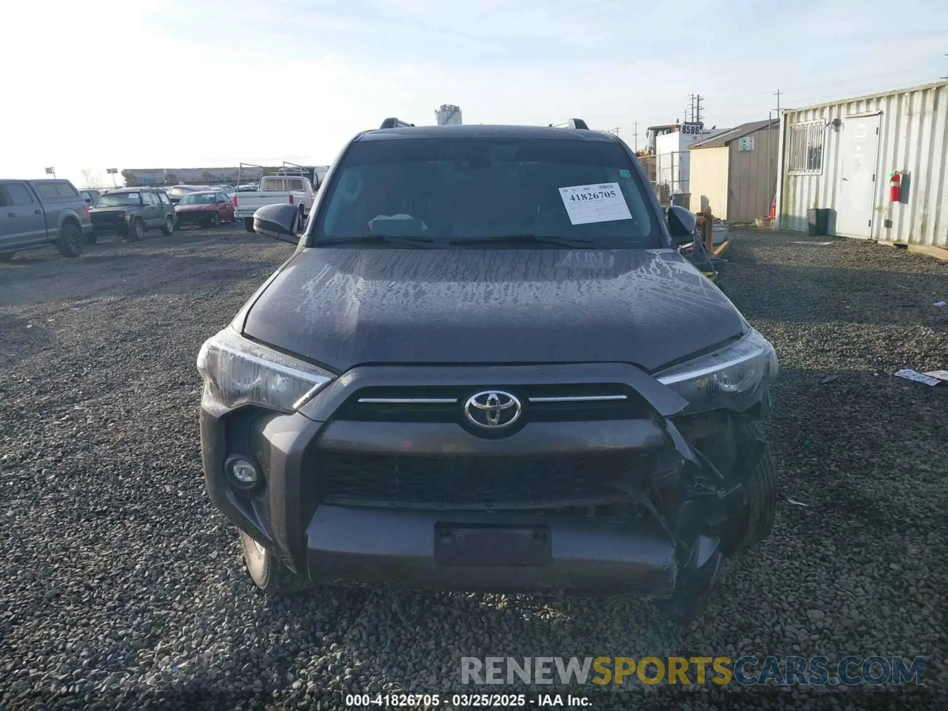 11 fotografías del automóvil dañado JTEMU5JR8M5878358 TOYOTA 4RUNNER 2021