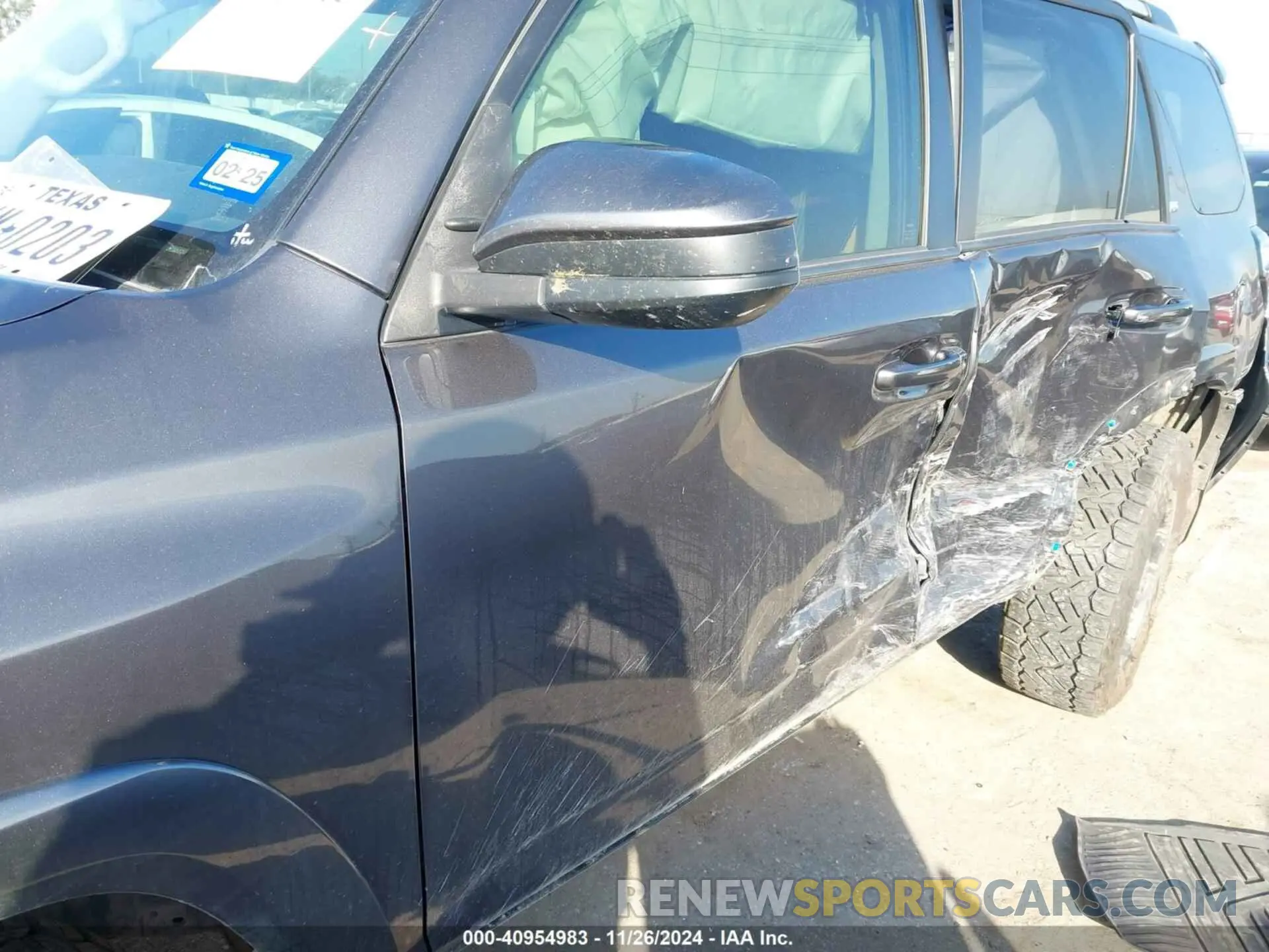 6 fotografías del automóvil dañado JTEMU5JR9M5866655 TOYOTA 4RUNNER 2021