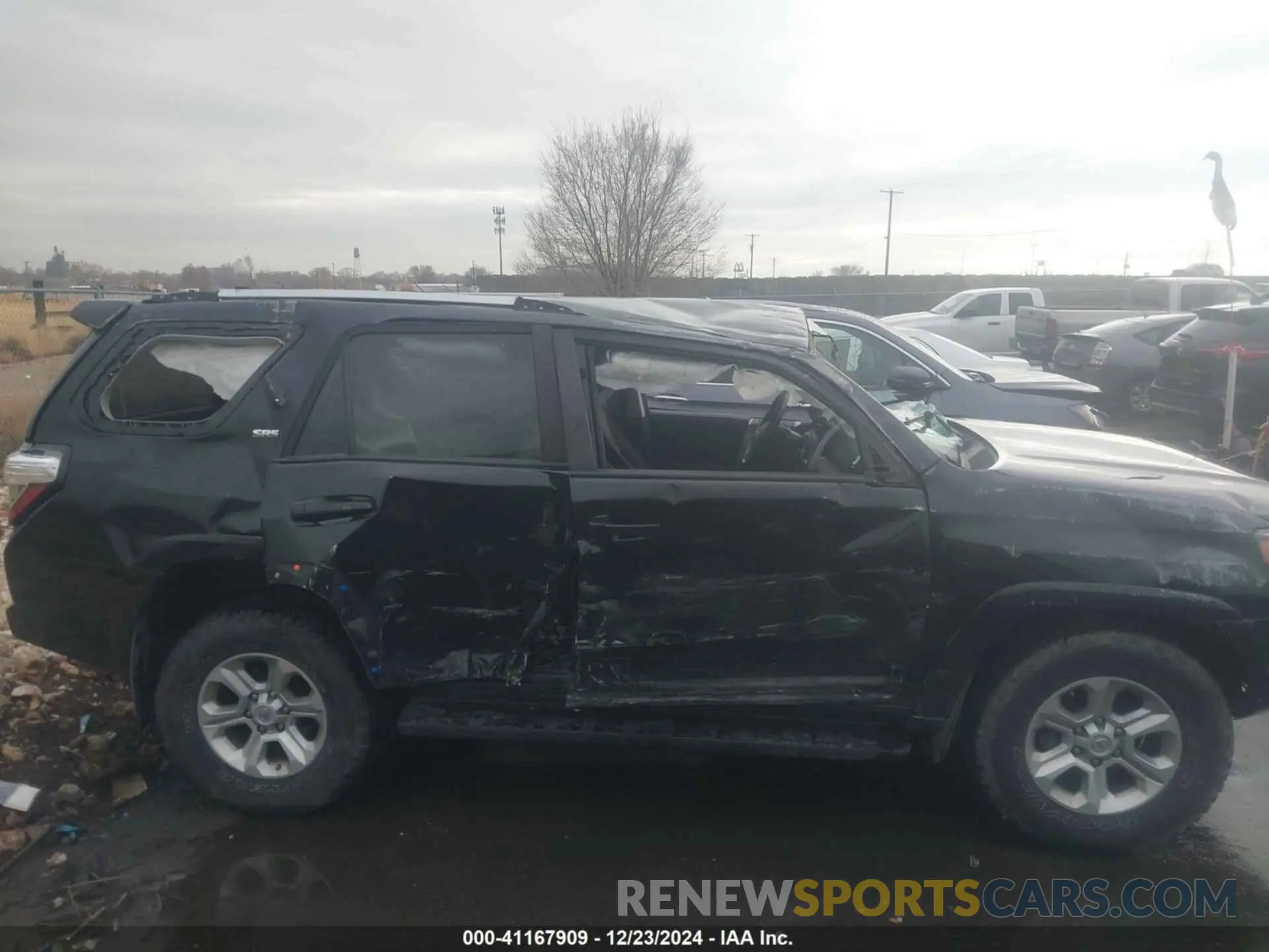 13 fotografías del automóvil dañado JTEMU5JRXM5912249 TOYOTA 4RUNNER 2021