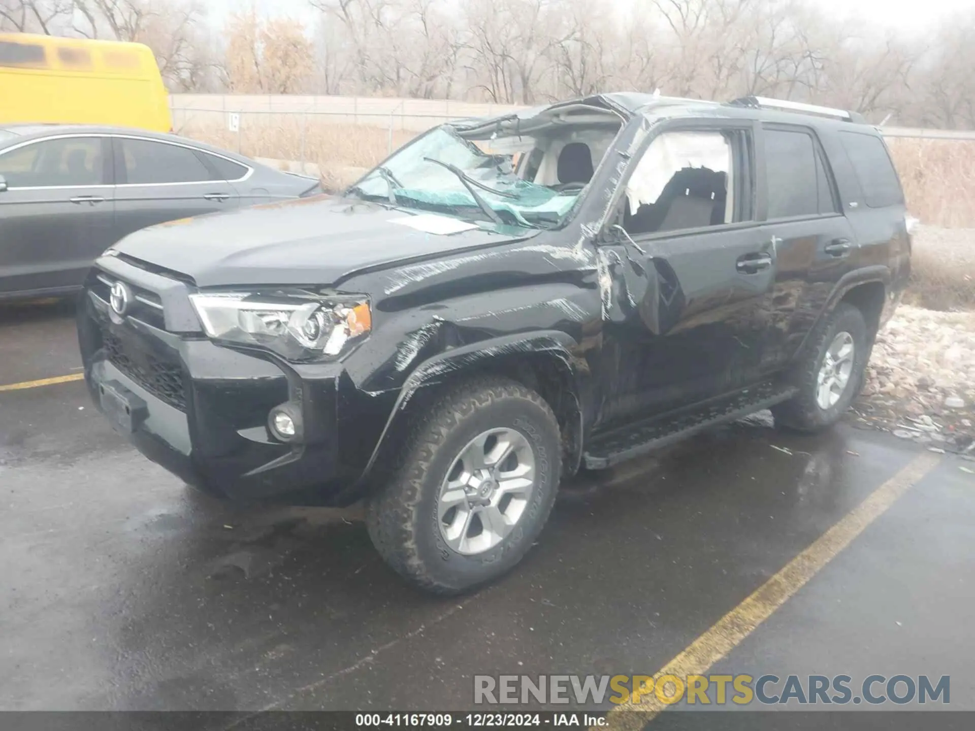 2 fotografías del automóvil dañado JTEMU5JRXM5912249 TOYOTA 4RUNNER 2021