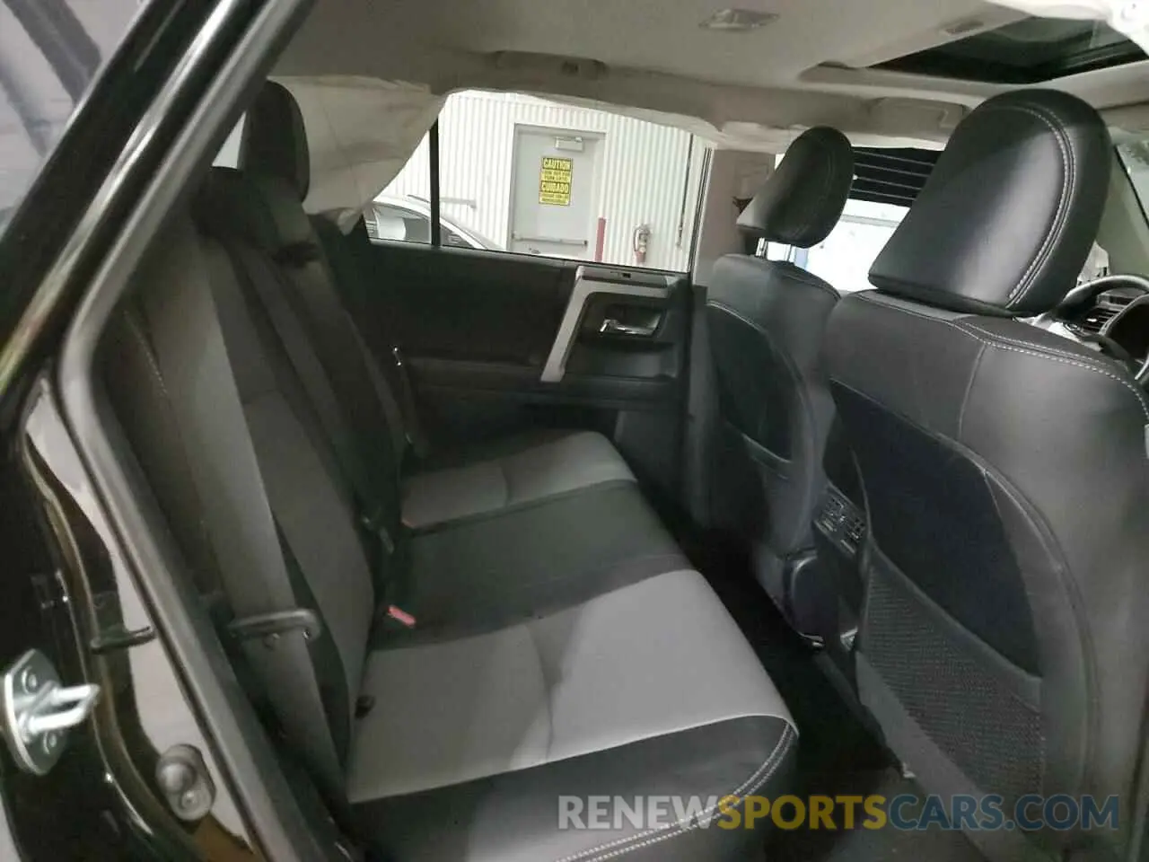11 fotografías del automóvil dañado JTENU5JR0M5842524 TOYOTA 4RUNNER 2021