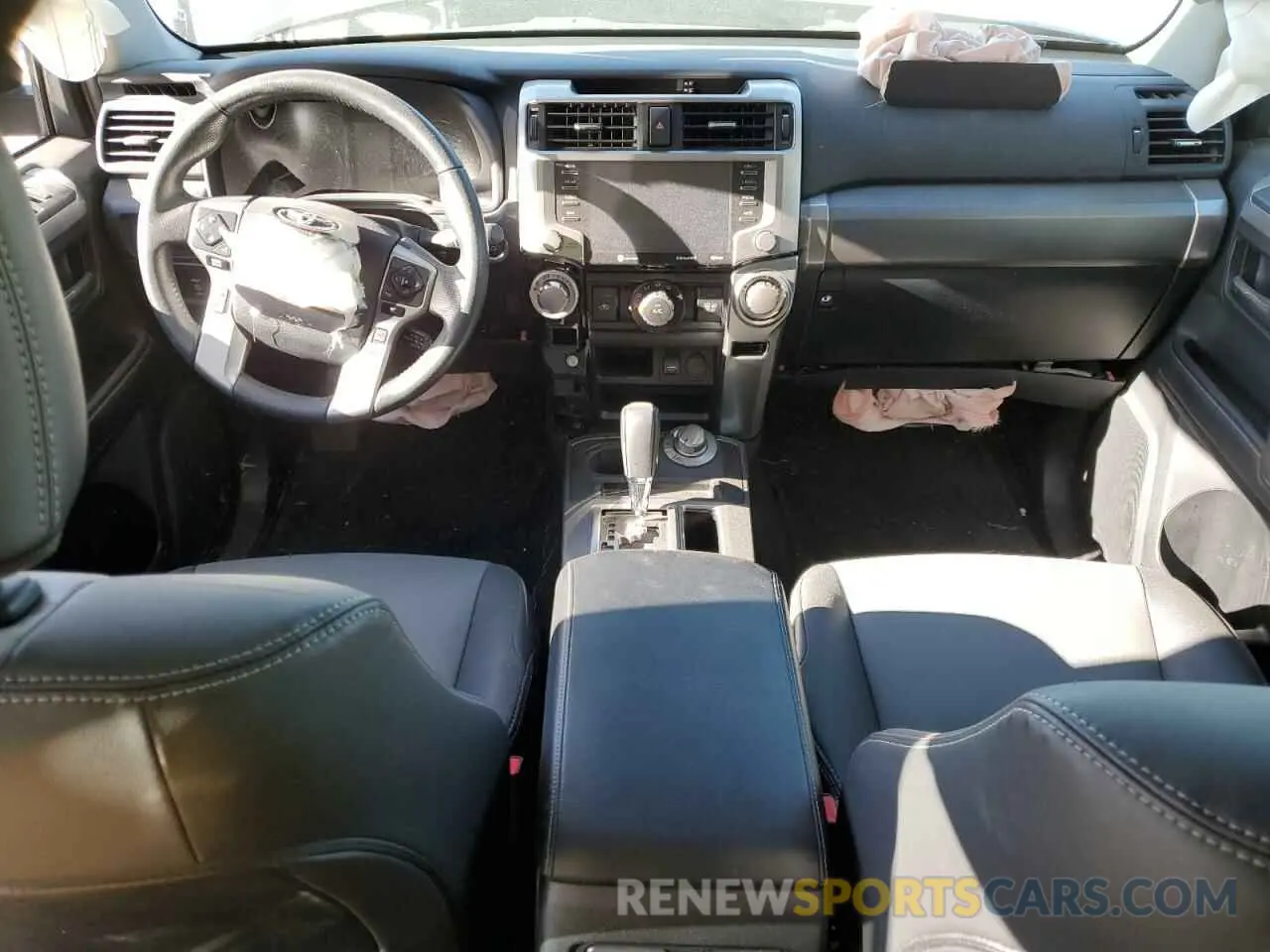 8 fotografías del automóvil dañado JTENU5JR0M5842524 TOYOTA 4RUNNER 2021