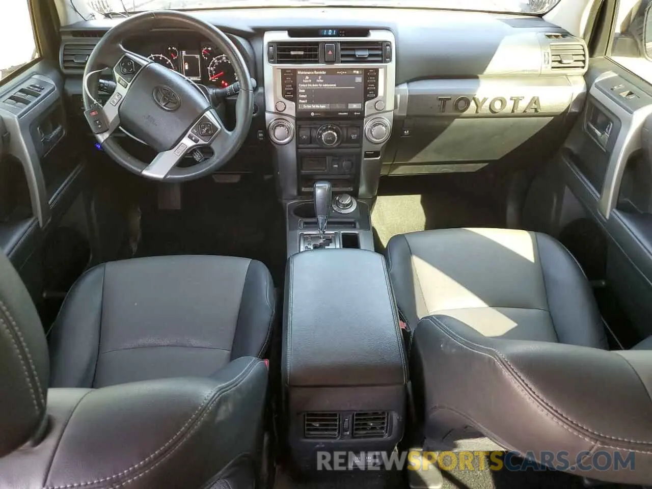 8 fotografías del automóvil dañado JTENU5JR1M5916033 TOYOTA 4RUNNER 2021