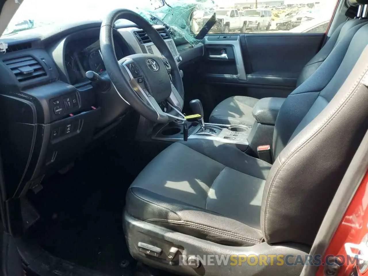 7 fotografías del automóvil dañado JTENU5JR2M5933424 TOYOTA 4RUNNER 2021