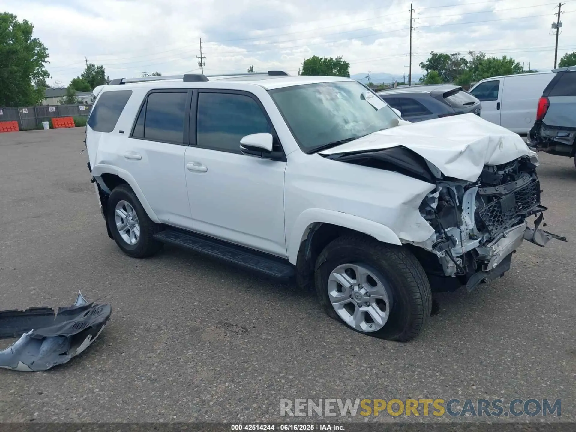 1 fotografías del automóvil dañado JTENU5JR2M5961532 TOYOTA 4RUNNER 2021