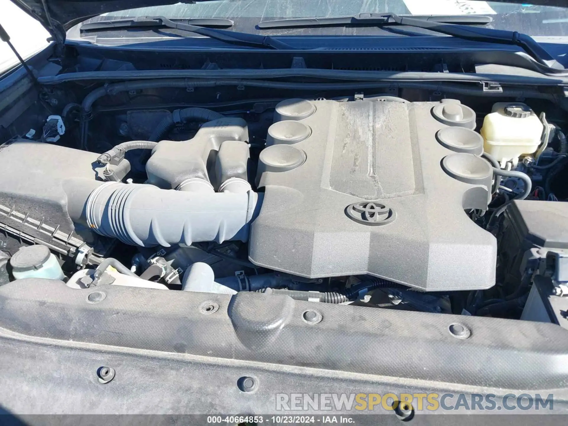 10 fotografías del automóvil dañado JTENU5JR3M5838032 TOYOTA 4RUNNER 2021