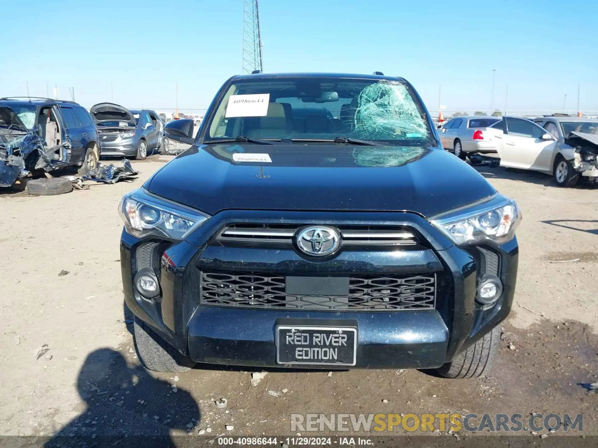 12 fotografías del automóvil dañado JTENU5JR3M5905082 TOYOTA 4RUNNER 2021