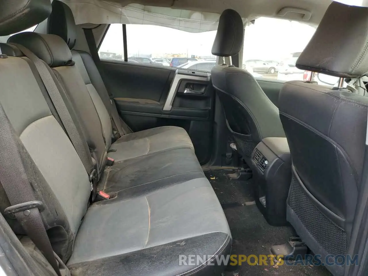 11 fotografías del automóvil dañado JTENU5JR4M5930654 TOYOTA 4RUNNER 2021