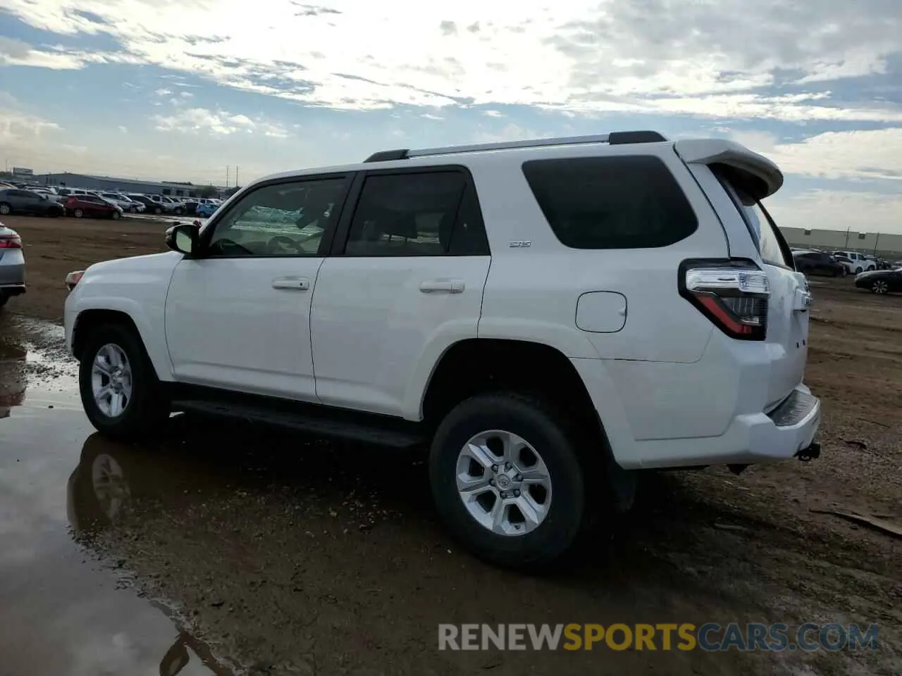2 fotografías del automóvil dañado JTENU5JR4M5930654 TOYOTA 4RUNNER 2021