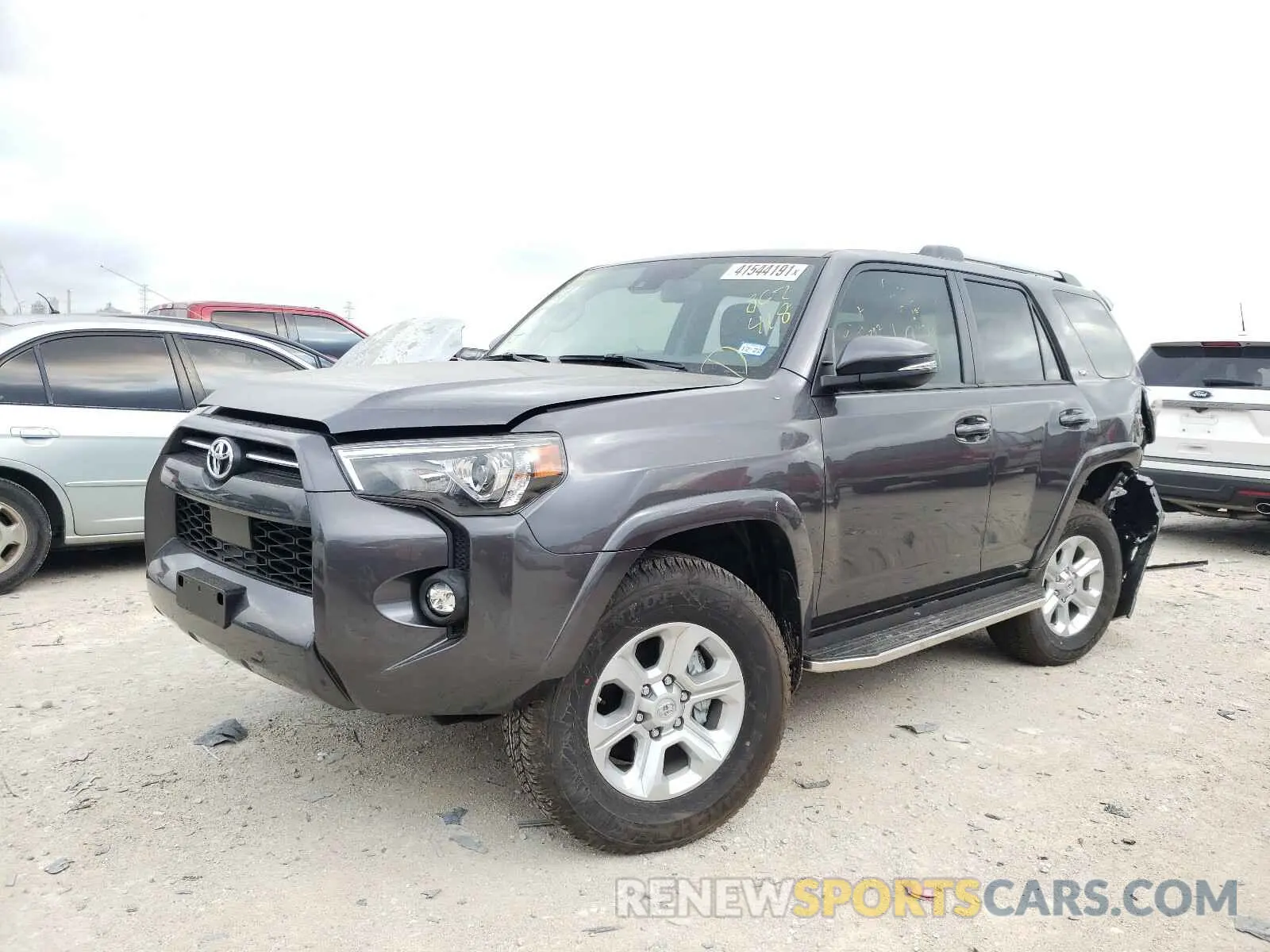 2 fotografías del automóvil dañado JTENU5JR5M5867418 TOYOTA 4RUNNER 2021