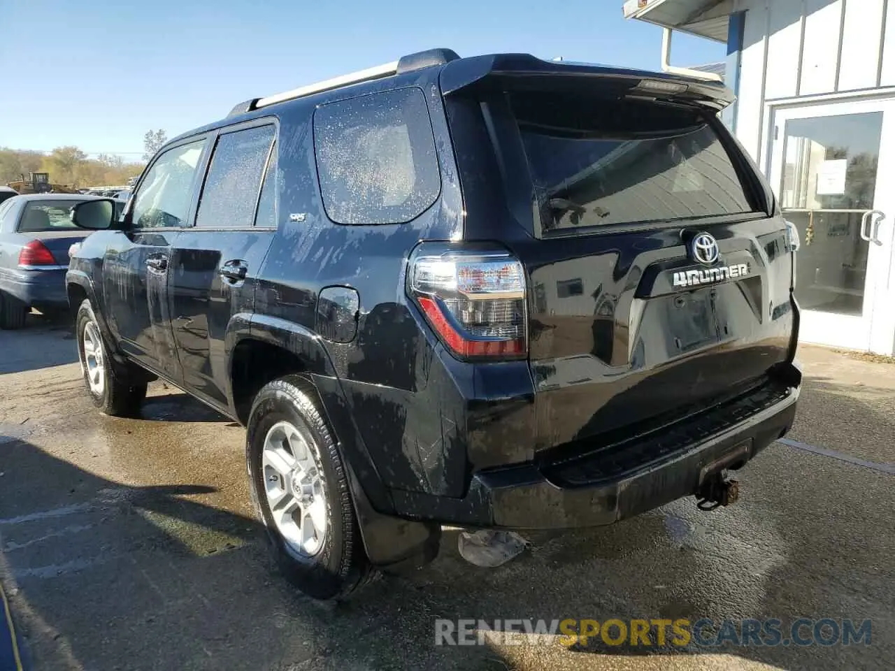 2 fotografías del automóvil dañado JTENU5JR5M5910526 TOYOTA 4RUNNER 2021