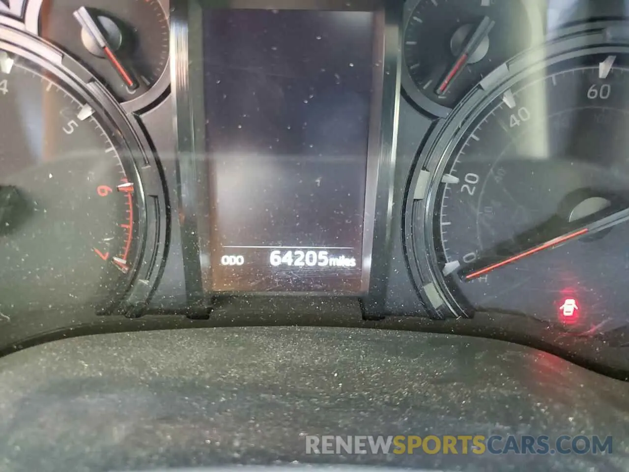 9 fotografías del automóvil dañado JTENU5JR5M5910526 TOYOTA 4RUNNER 2021