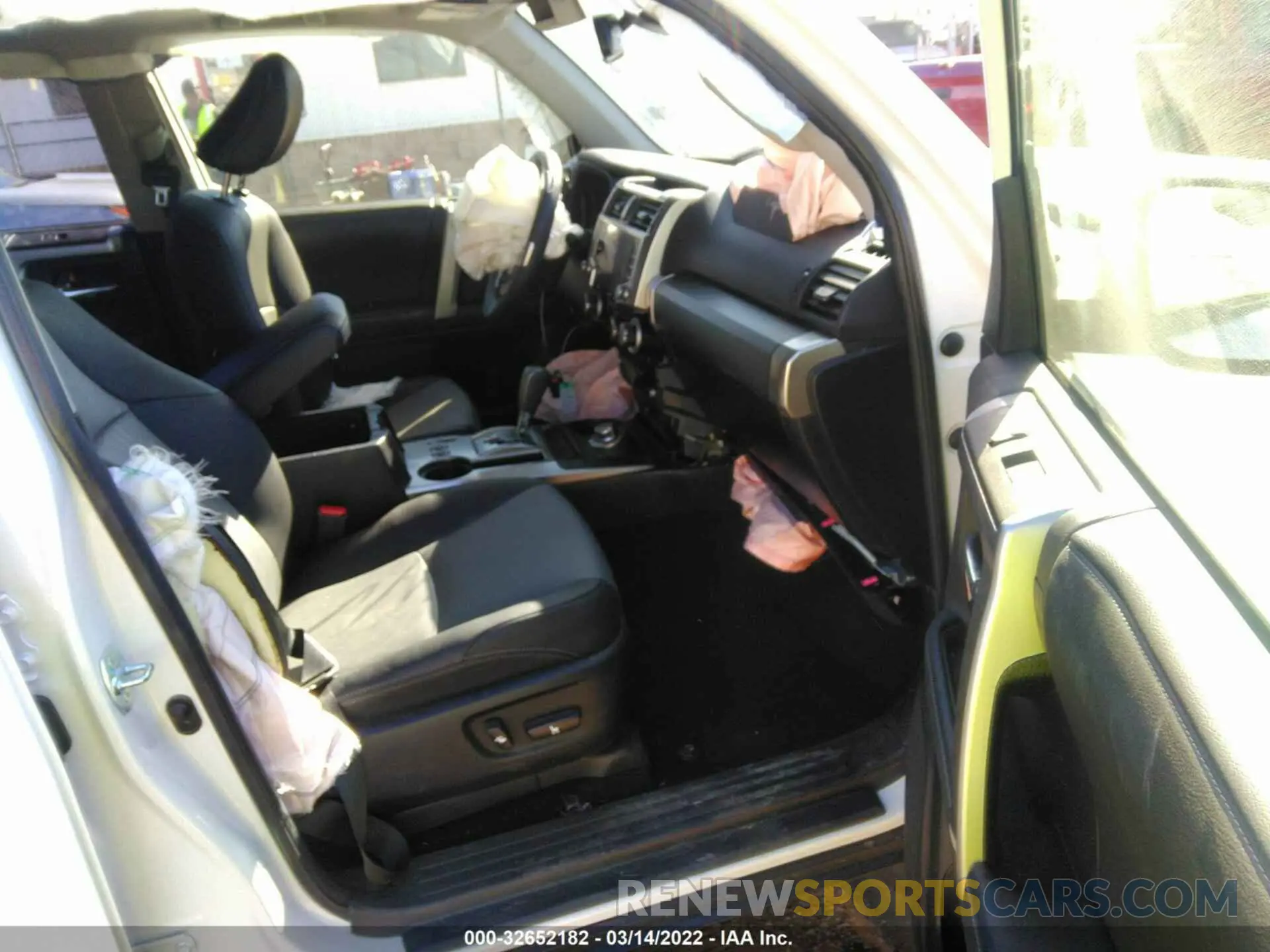 5 fotografías del automóvil dañado JTENU5JR5M5914995 TOYOTA 4RUNNER 2021